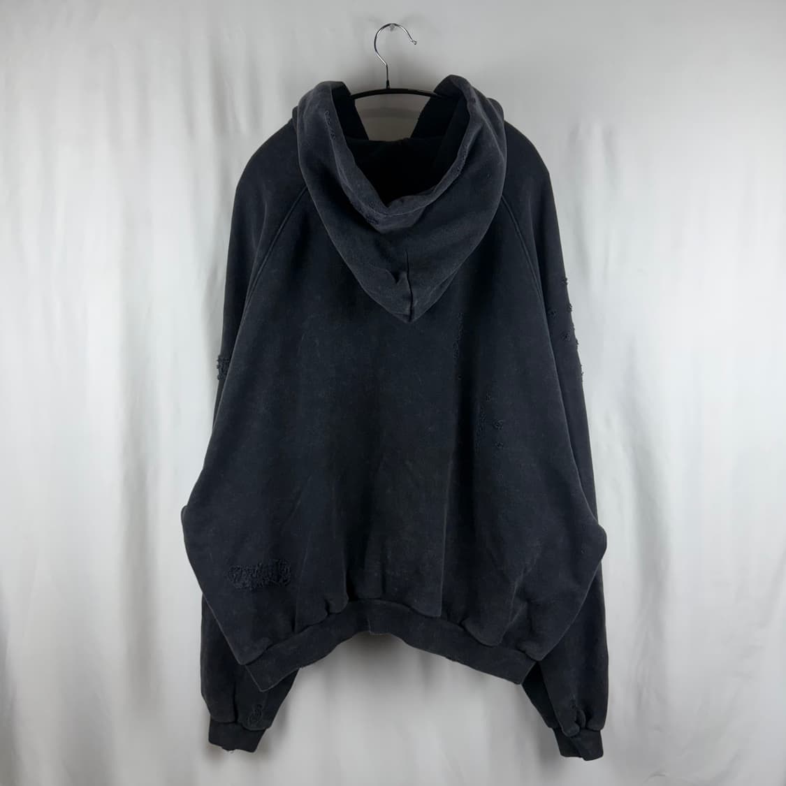 1) 논노드 X 신세계 디스트레스드 집업 후드 워시드 블랙 상품이미지6