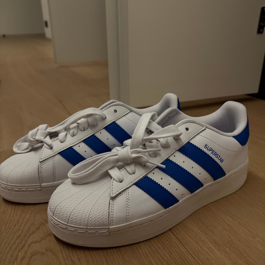 아디다스 슈퍼스타 블루  상품이미지1
