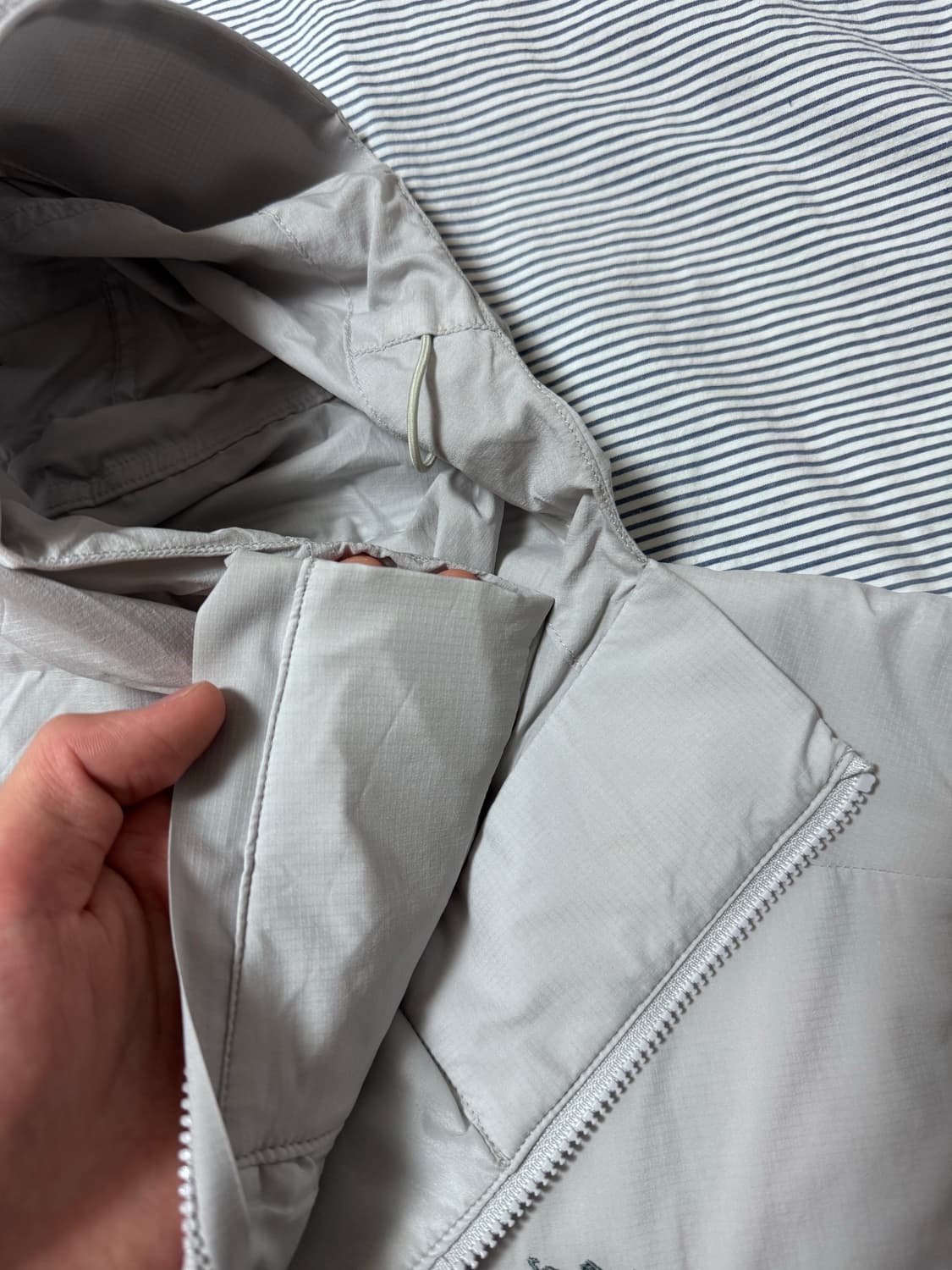 아크테릭스 아톰 SL 후디 솔리튜드 상품이미지8