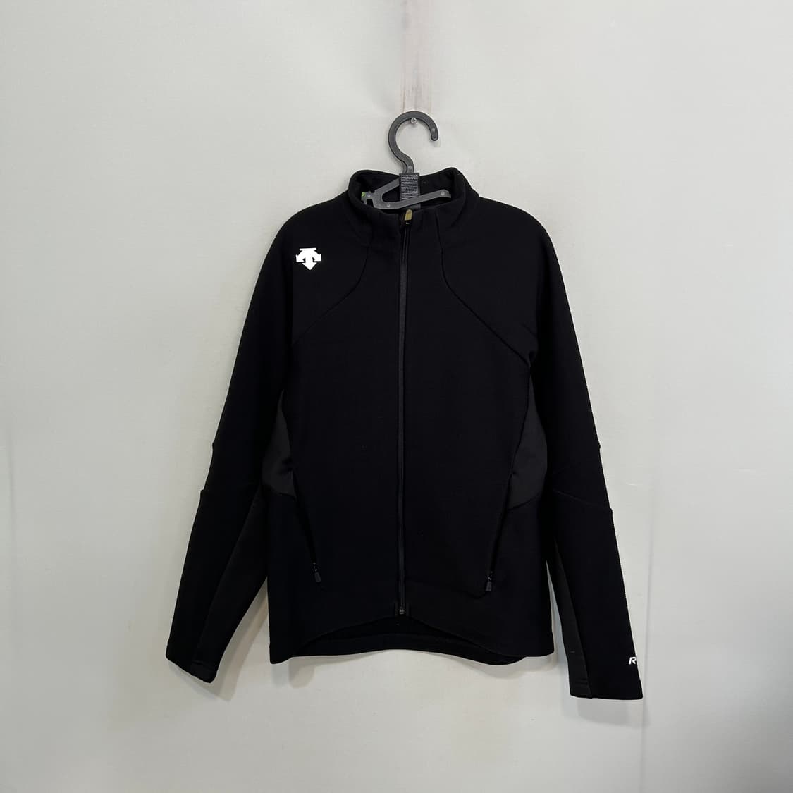 데상트 남성 기모 집업 100 상품이미지1