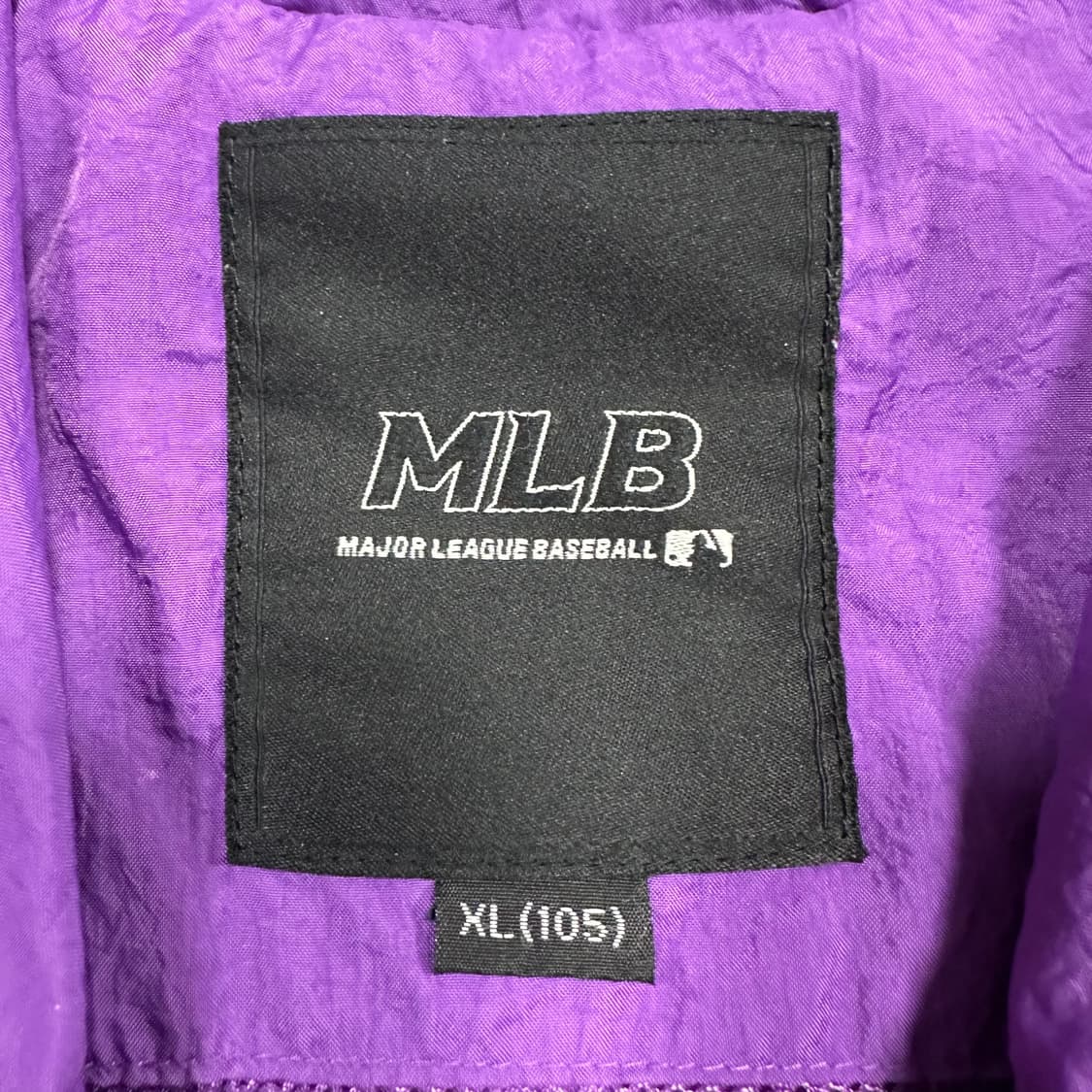 ✨ (바배) MLB 퍼플 형광 배색 반집업 아노락 바람막이 상품이미지3