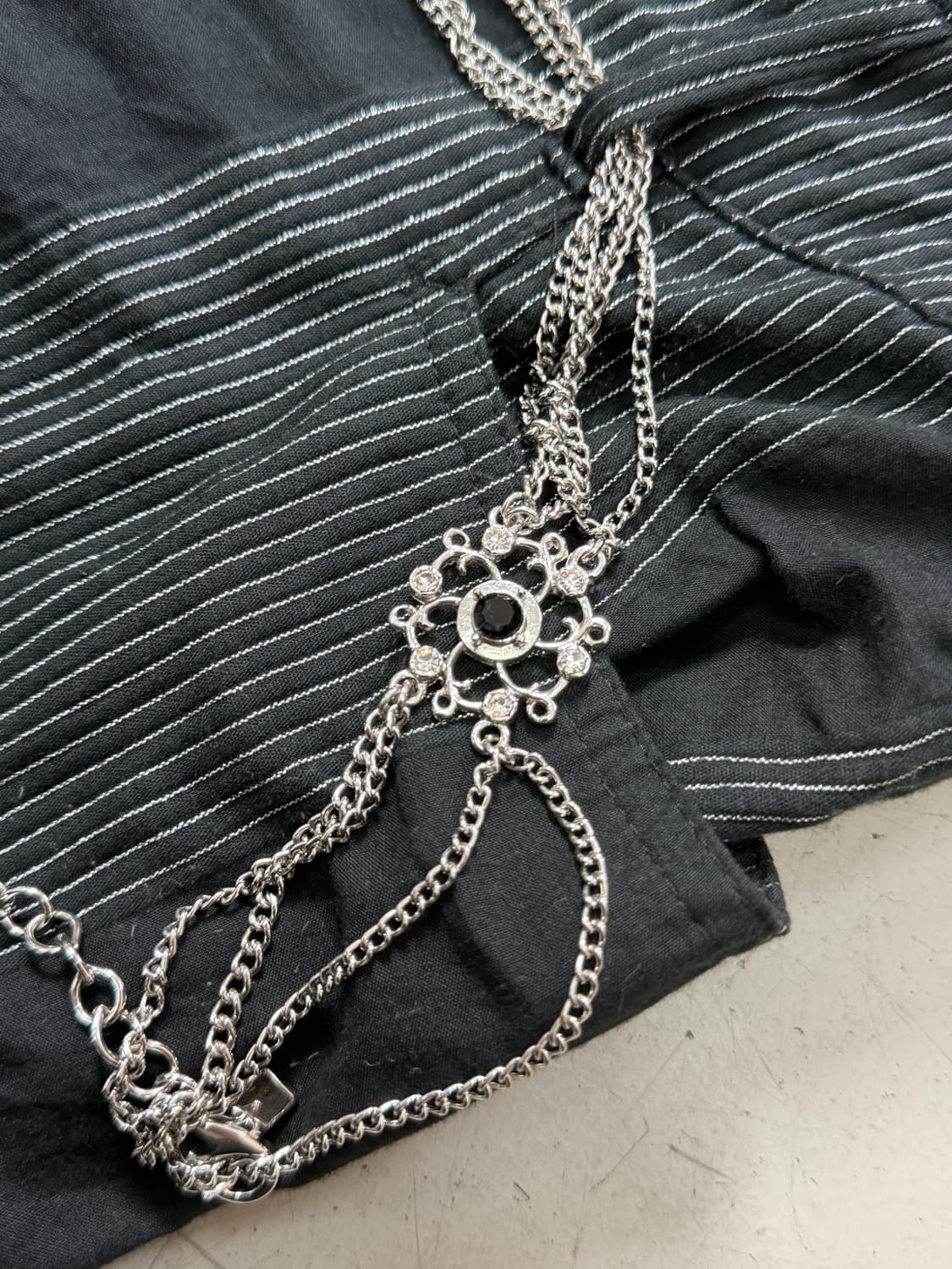 베르사체 진스 꾸뛰르 스트라이프 팬츠 상품이미지4