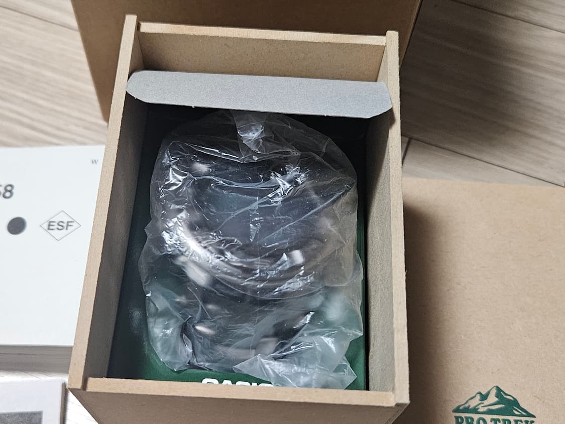 카시오 CASIO PROTREK PRW-2500T-7CR(미사용) 상품이미지4