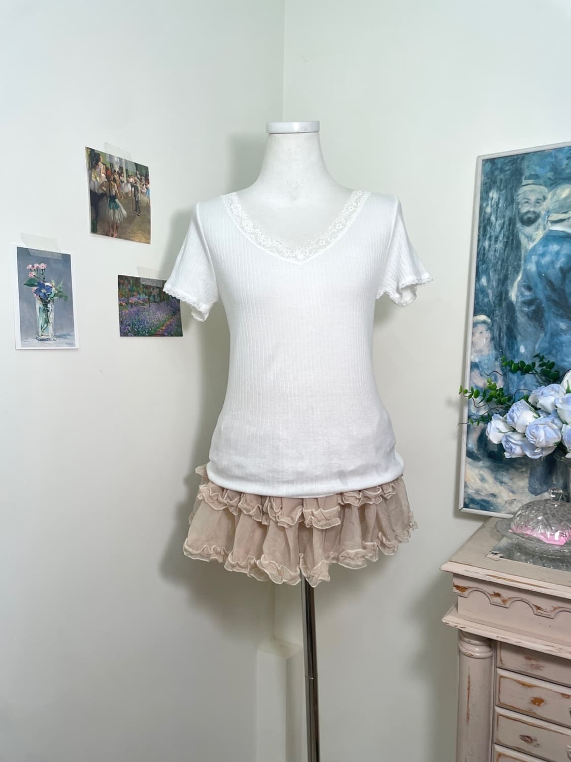 white v-neck lace trim sapn top(size-M) 상품이미지1