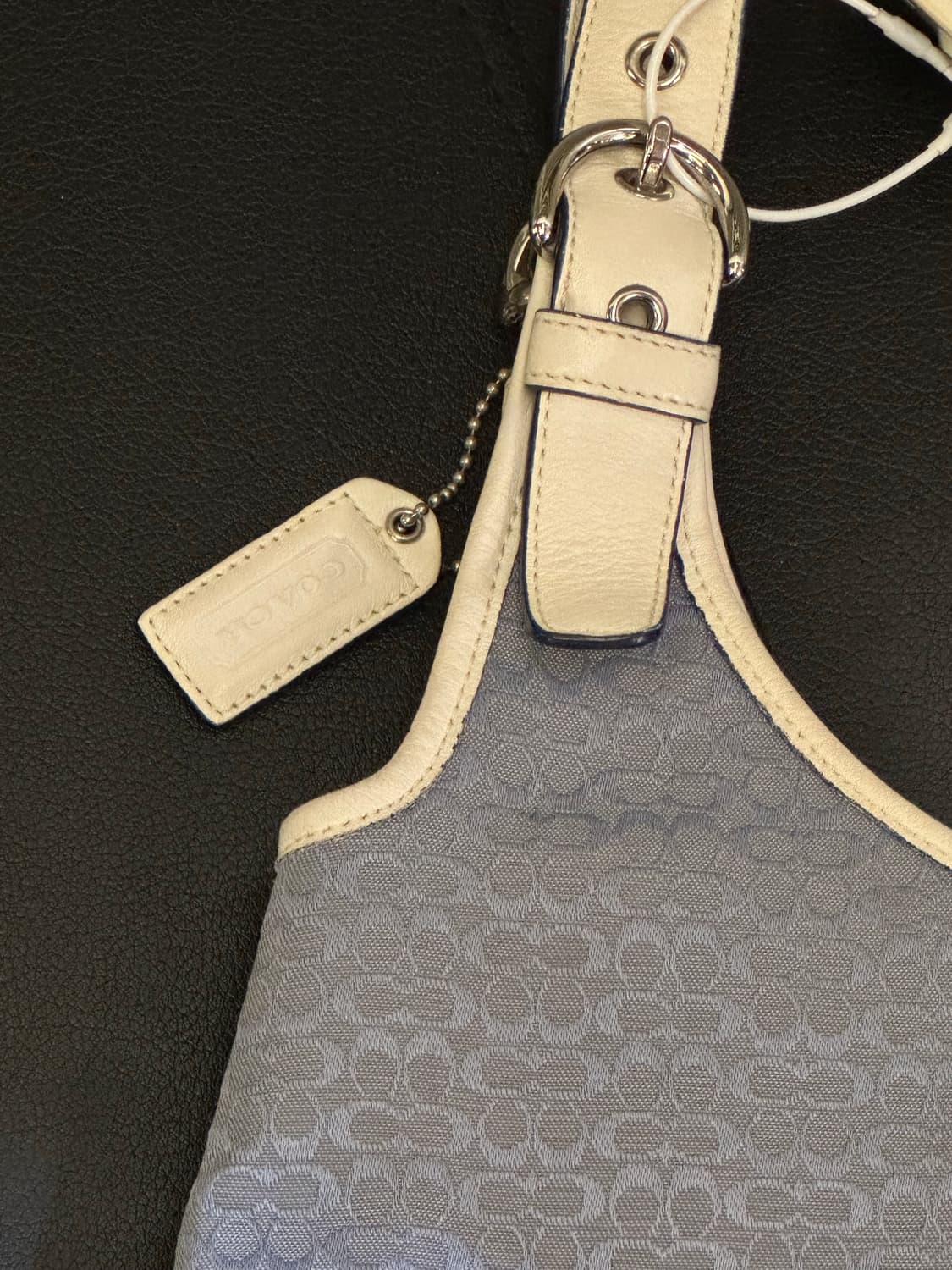 COACH 코치 블랙 블루패턴 아이보리숄더백 상품이미지3