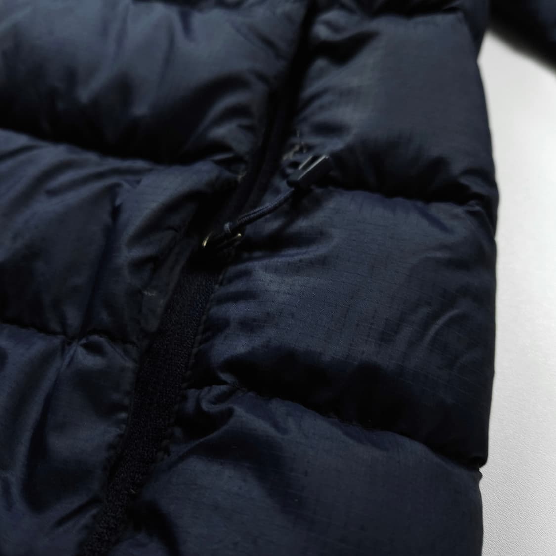 파타고니아 하이로프트 경량 다운 후디 패딩 자켓 상품이미지6