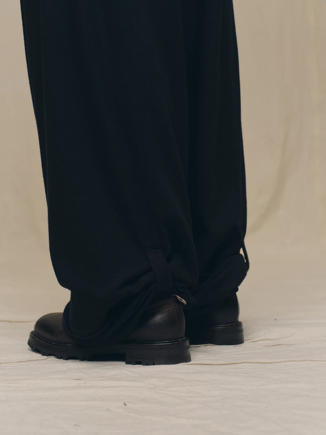 Ziggy Chen — Wide-Leg Pleated Trousers 상품이미지9