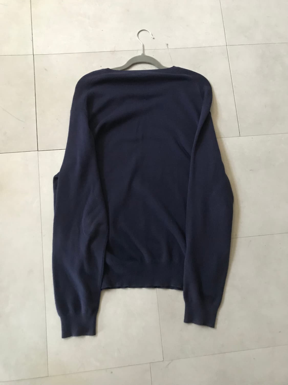 폴로 네이비 브이넥 니트 상품이미지9