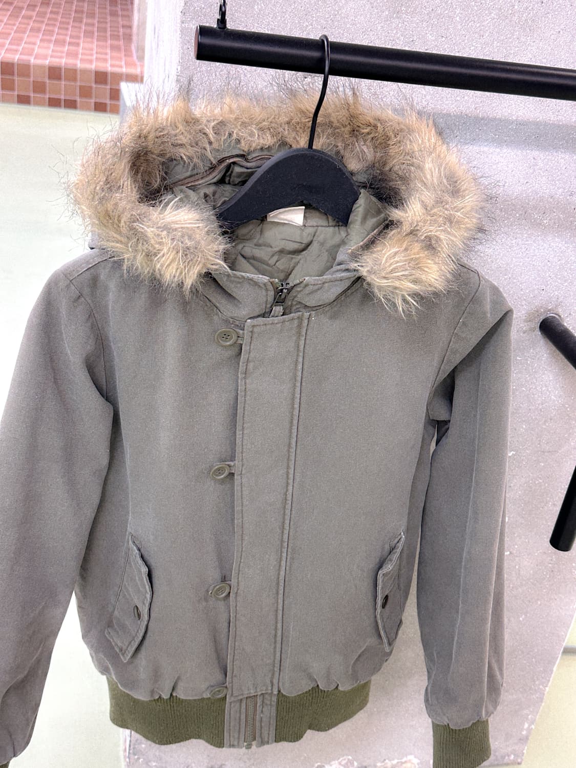 khaki fur trimming n2b jacket 상품이미지5