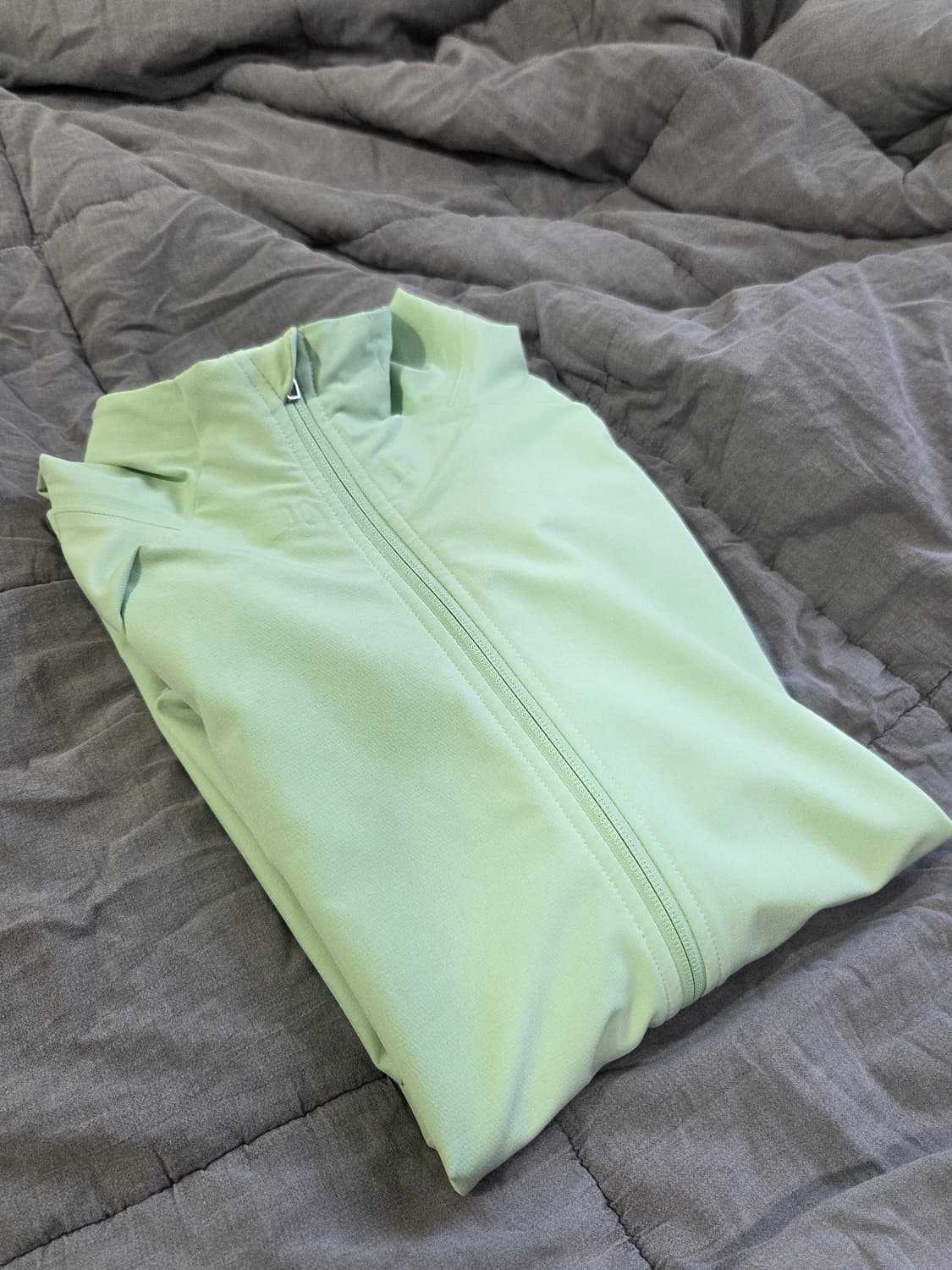 룰루레몬 바람막이 후드 자켓 상품이미지1