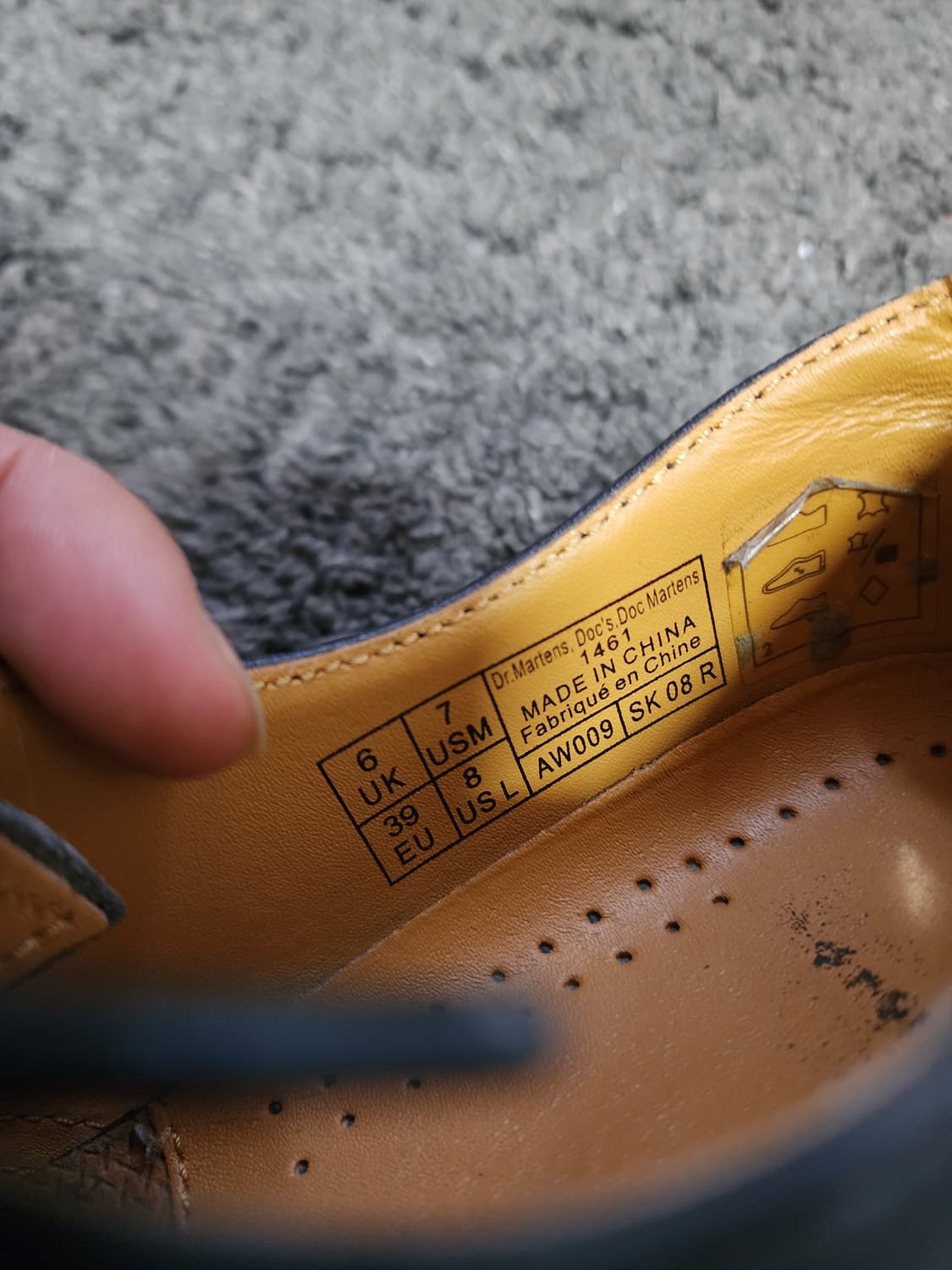 닥터마틴 1461 블랙 스무스 eu39사이즈 상품이미지2