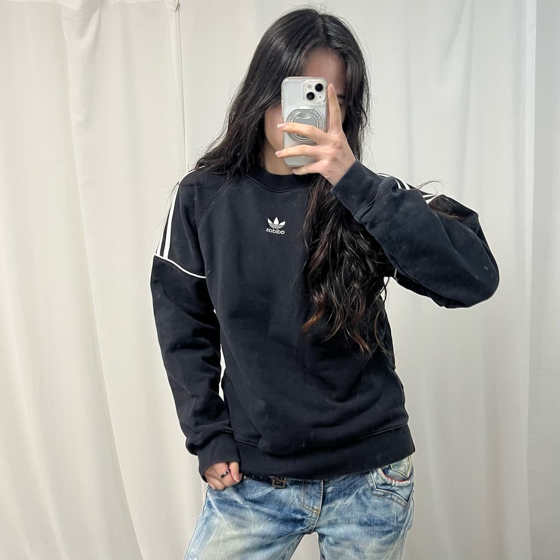 Adidas Black Center Logo Sweatshirt  상품이미지1