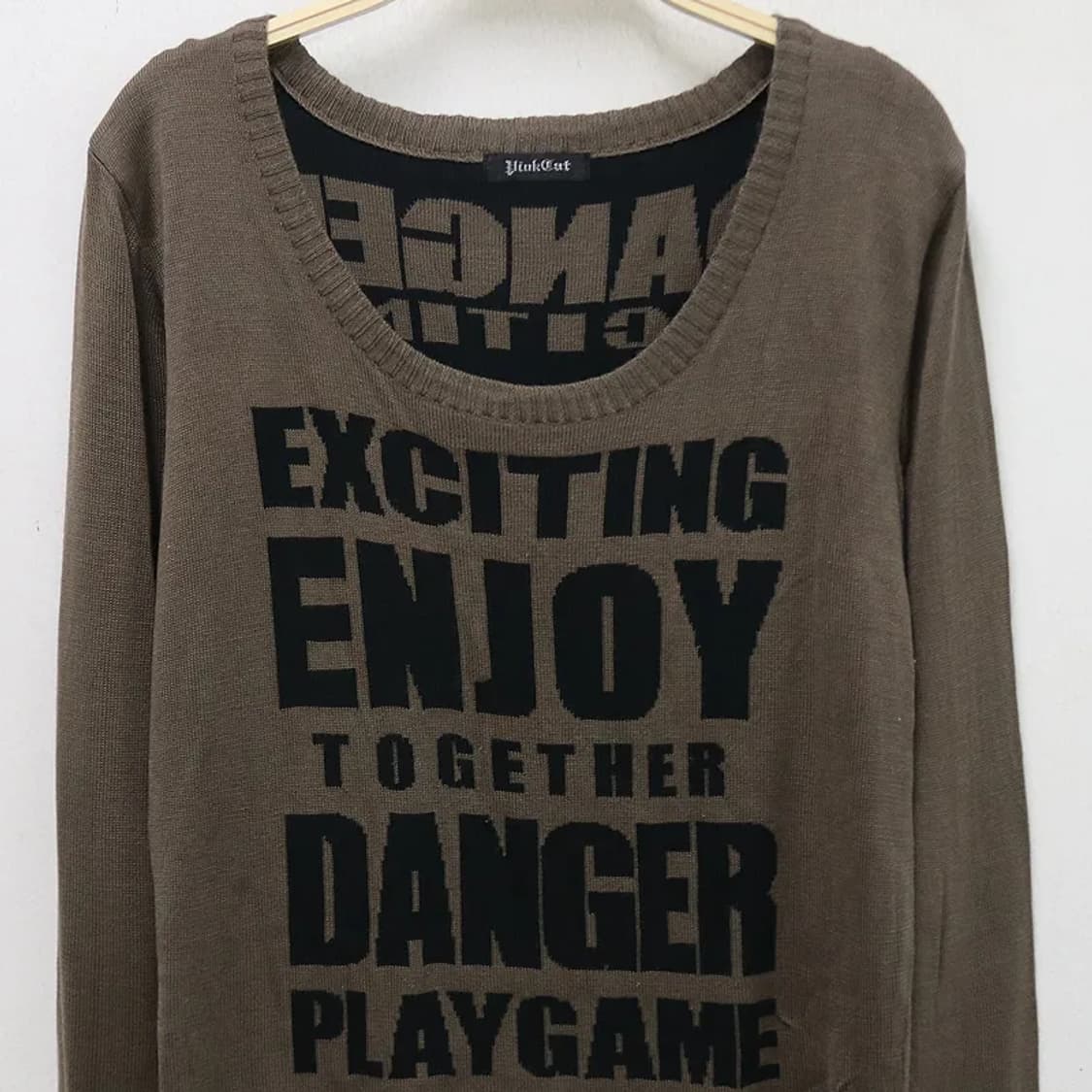 PINK CAT 브라운 레터링 니트 61060 상품이미지3