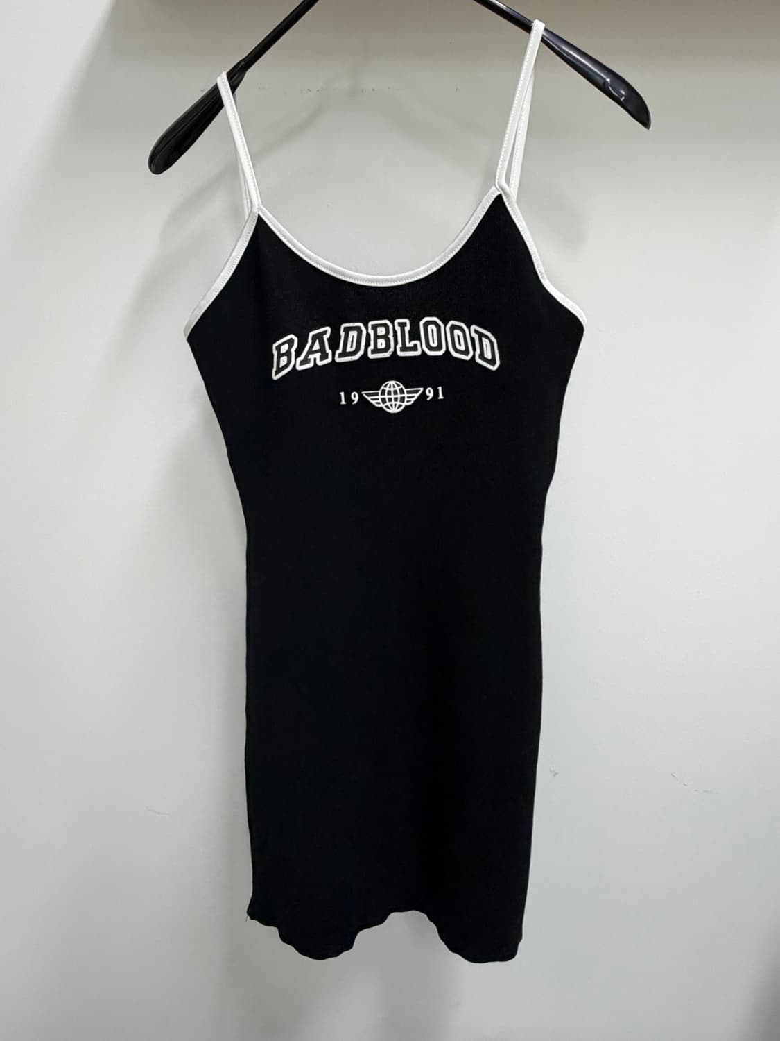 배드블러드 1991 로고 배색 슬림 원피스 상품이미지1