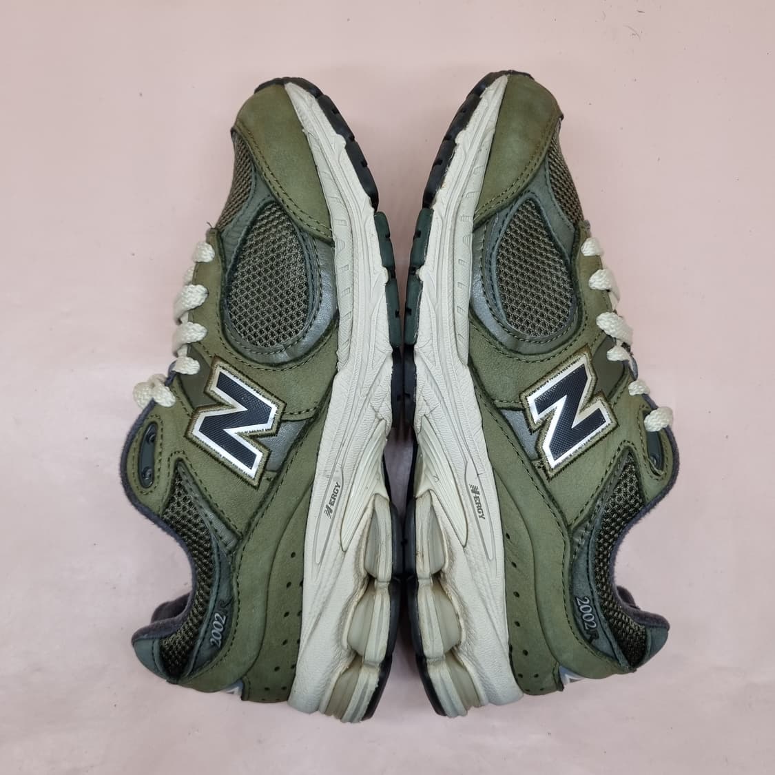 뉴발란스 2002R 운동화 225 상품이미지5