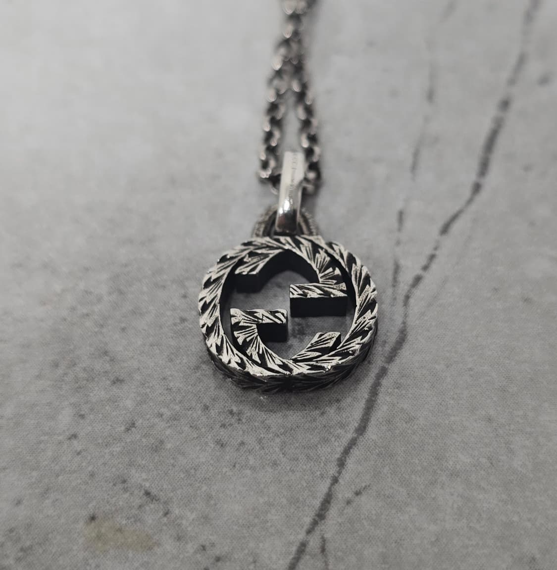 구찌 인터로킹 G 팬던트 네크리스 목걸이 판매 상품이미지3