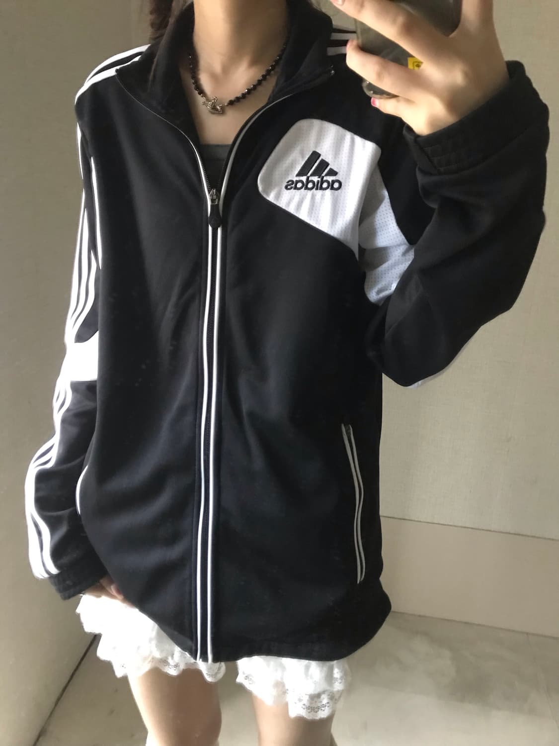 아디다스 검흰 져지 상품이미지1