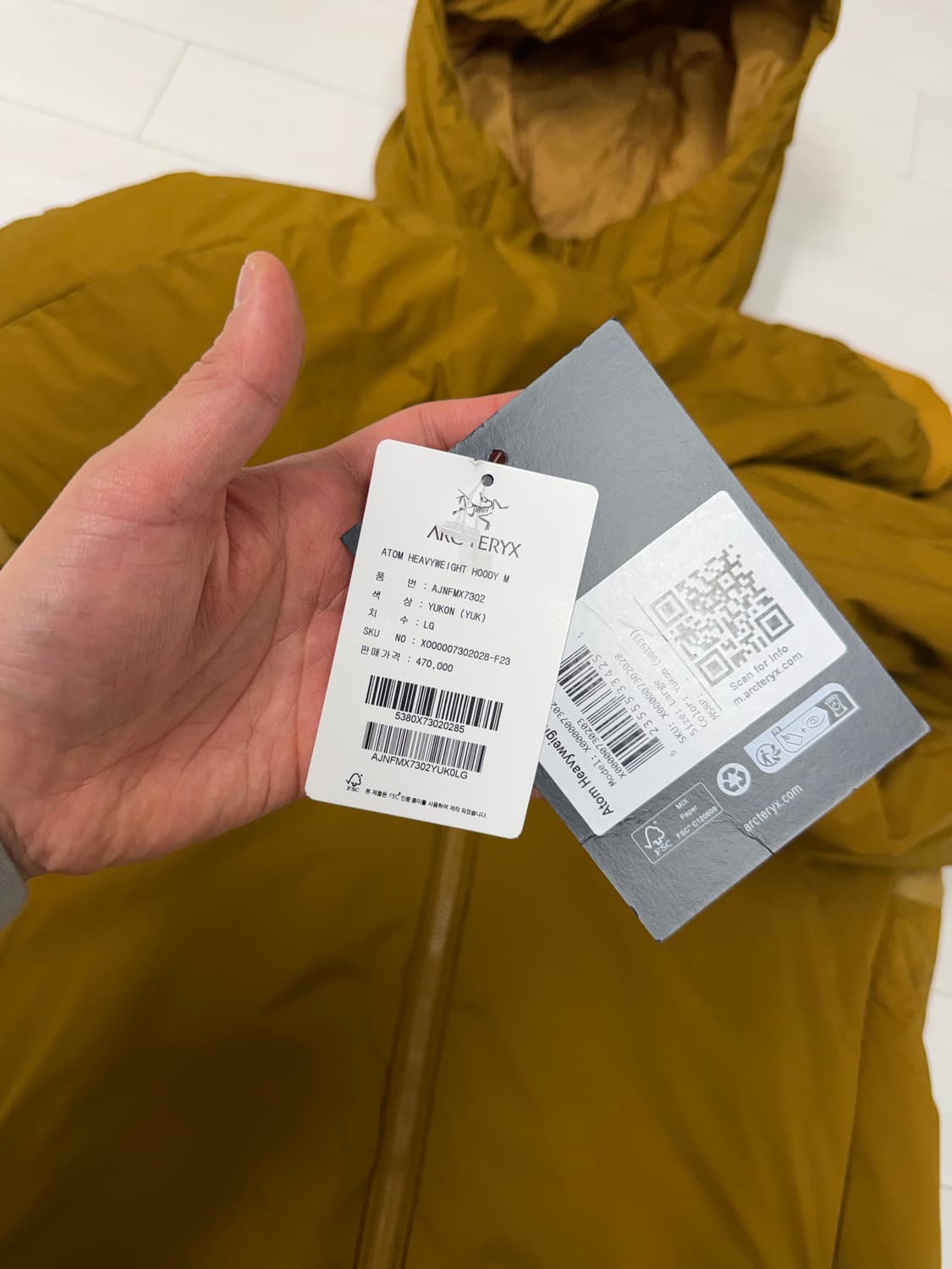 아크테릭스 아톰 헤비웨이트 유콘 후디 L 사이즈  상태 9.8/10 세탁 상품이미지4