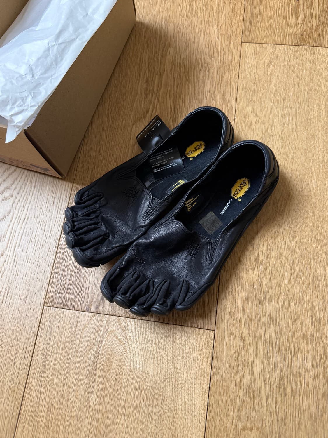 [38,240-245] 비브람 cvt 레더버전 상품이미지1