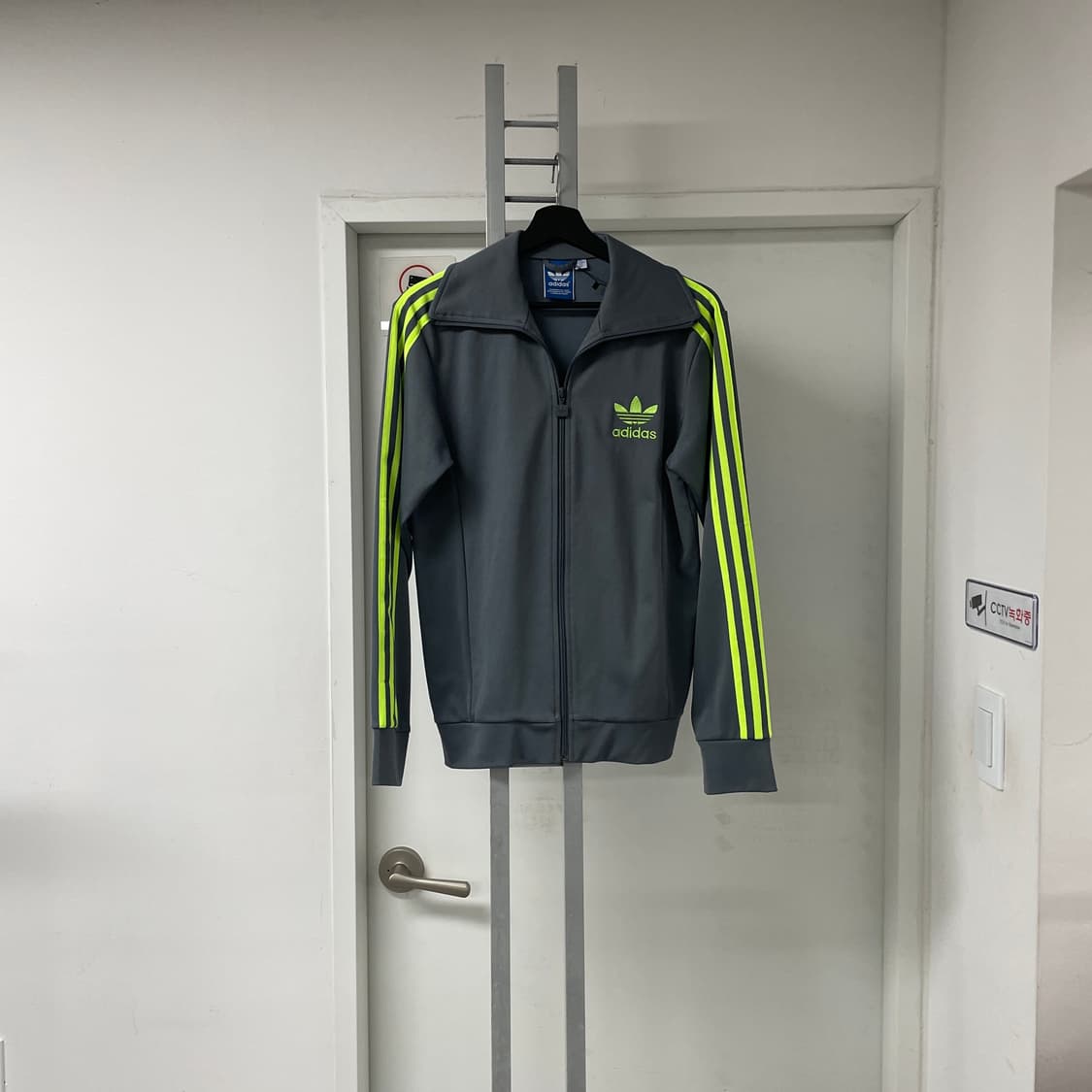 아디다스 유로파 트랙탑 져지 그레이 95 상품이미지1