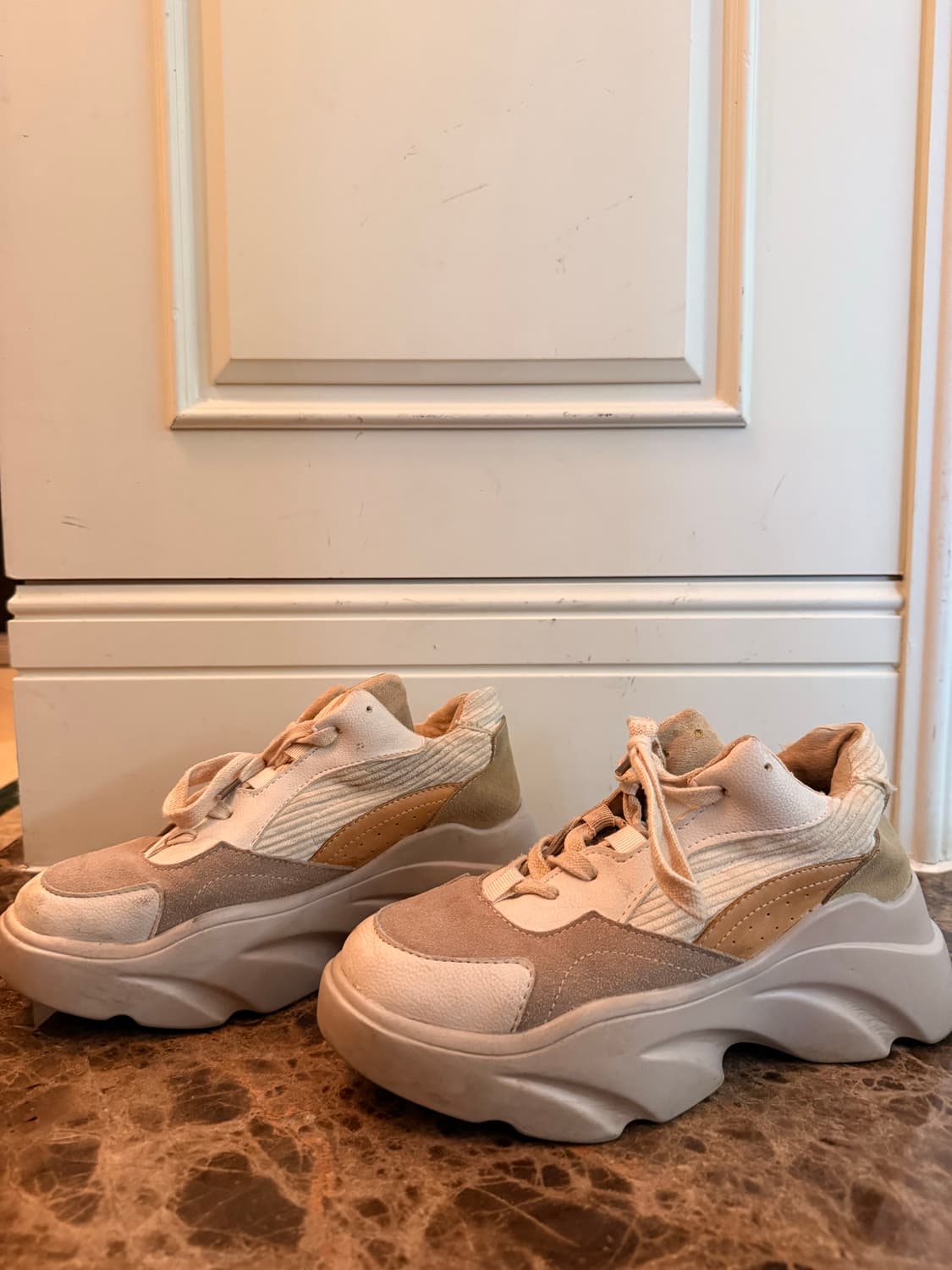 ASOS 스니커즈 240 상품이미지2