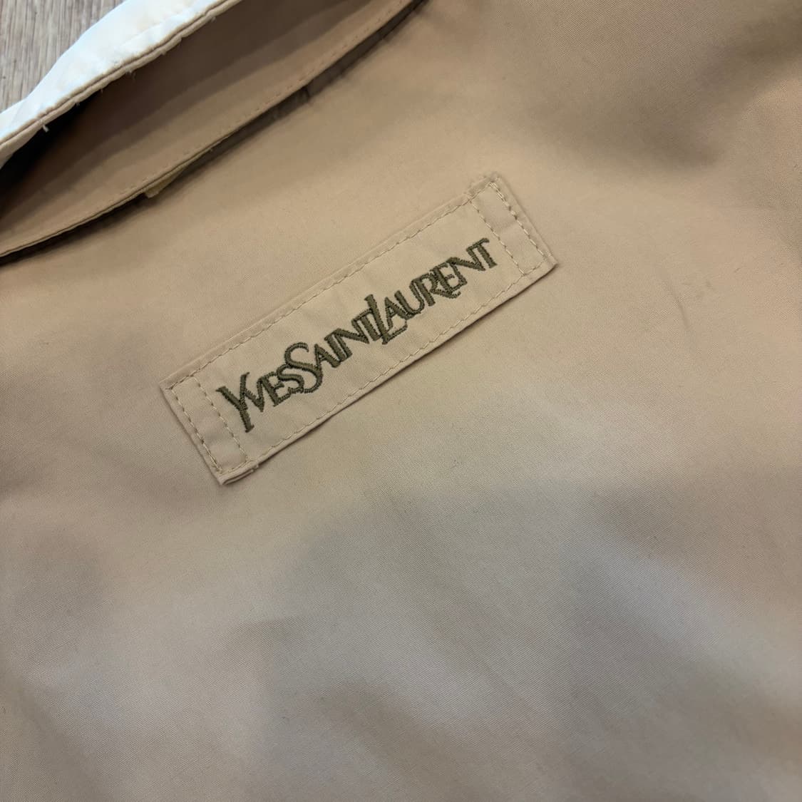 [105] 02s 입생로랑 뿌르 옴므 베이지 폴리 자켓 D346 상품이미지9