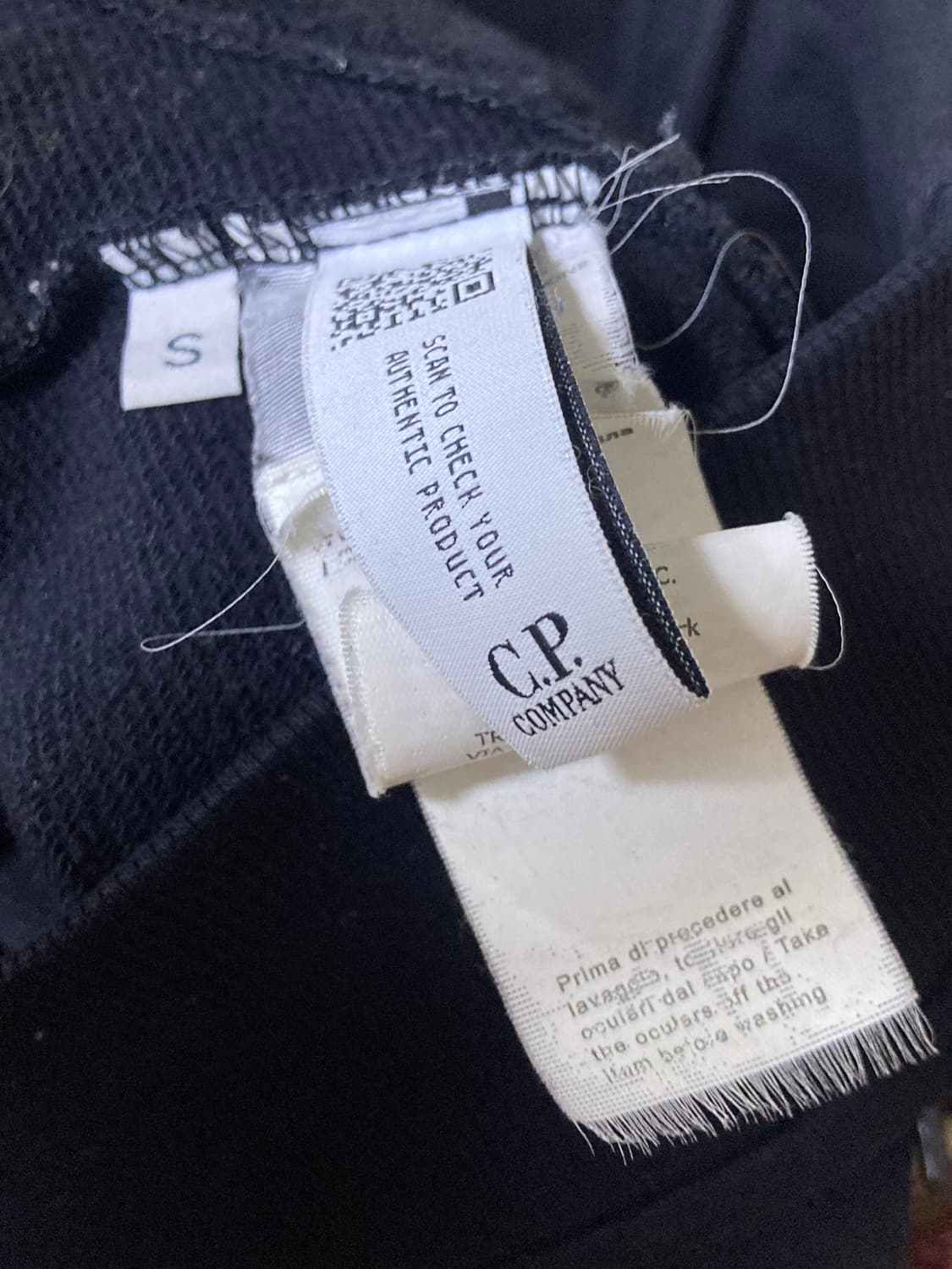 cp컴퍼니 후드집업 상품이미지3