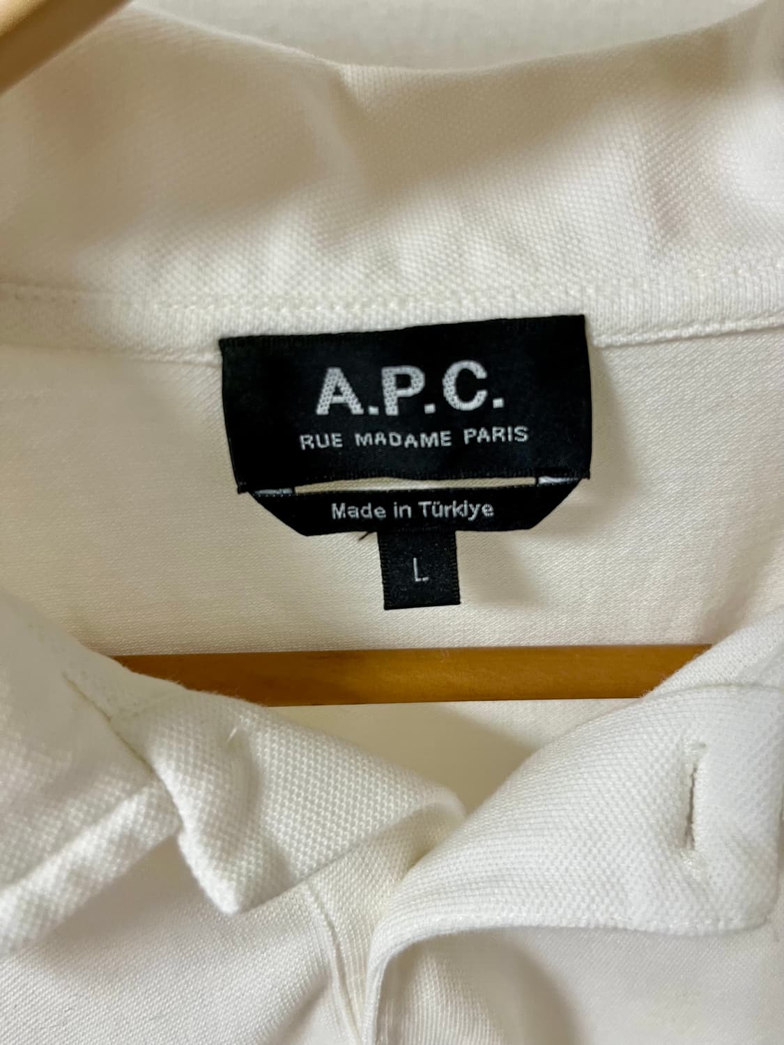 A.P.C. 화이트 카라티 L 상품이미지3