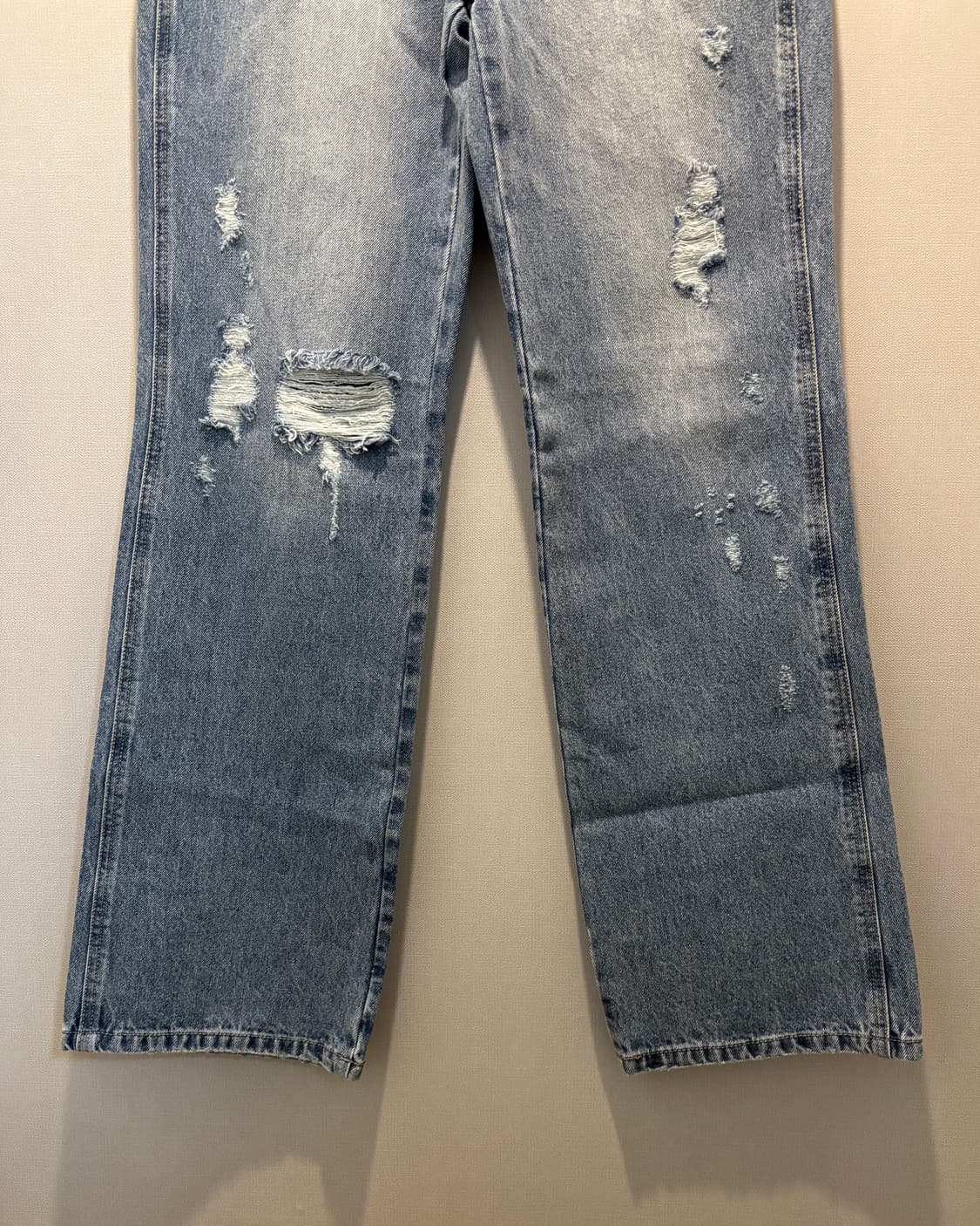 (30) 랭글러 플레어핏 호라이즌 디스트로이드 인디고 미디엄 부츠컷 상품이미지3