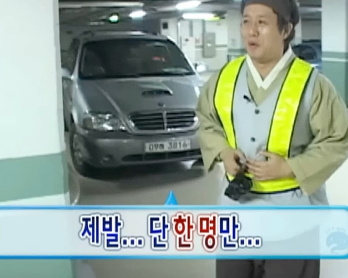 포어링 핑크 카모 플래그 후드집업 구합니다.. 상품이미지3