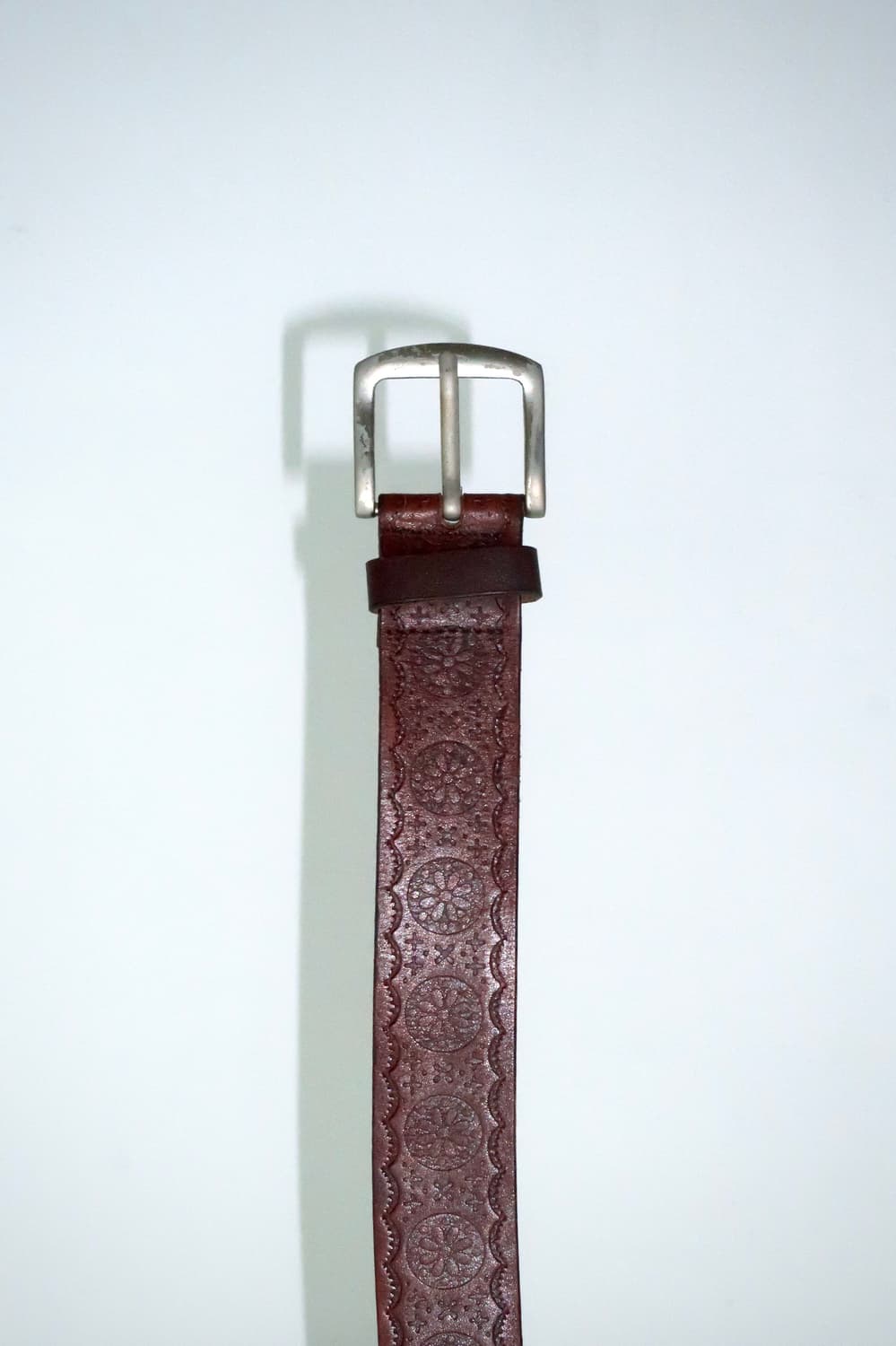 에스닉 플라워 브라운 가죽 벨트 Brown leather belt 상품이미지3