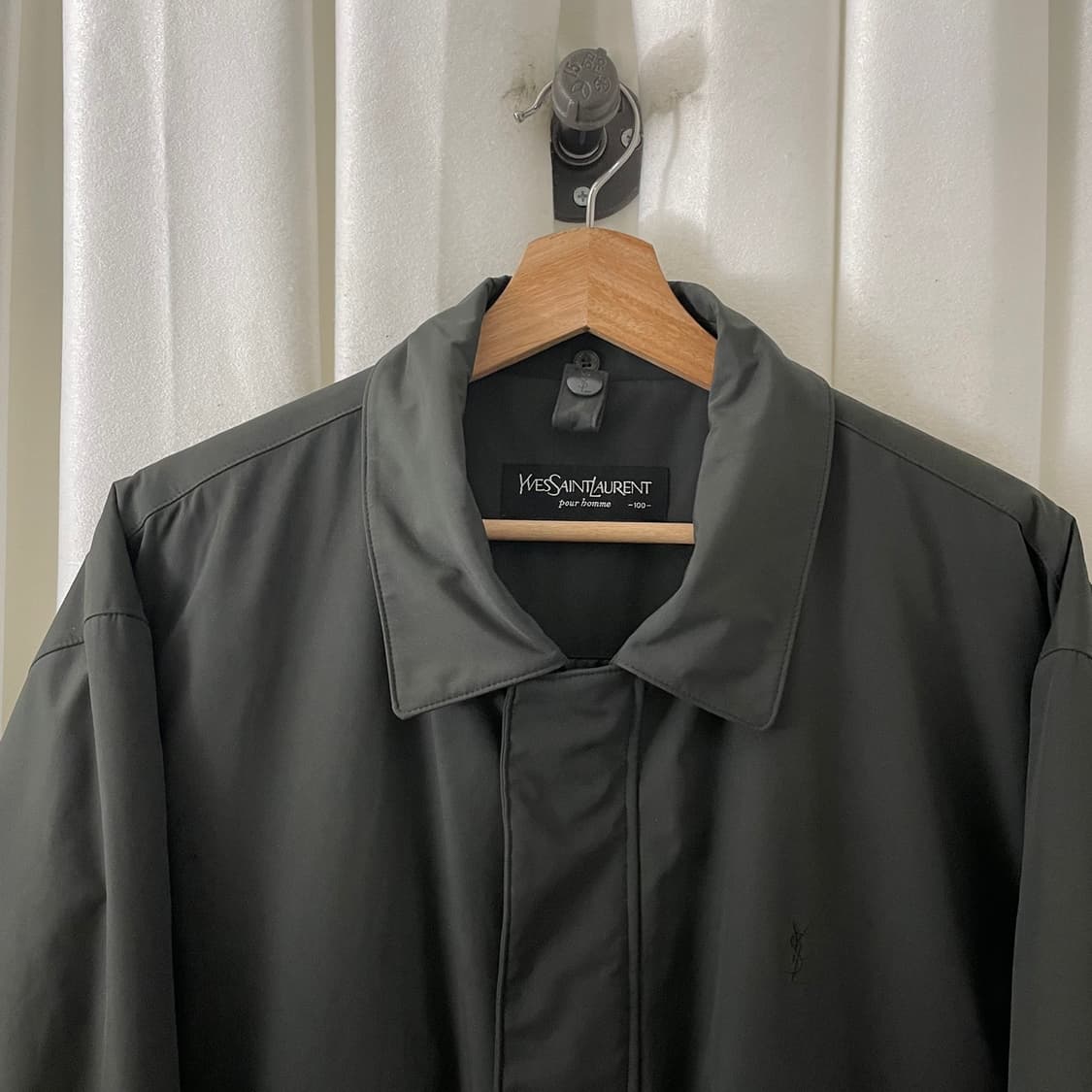 입생로랑 카키 폴리쉘 점퍼 m 상품이미지4