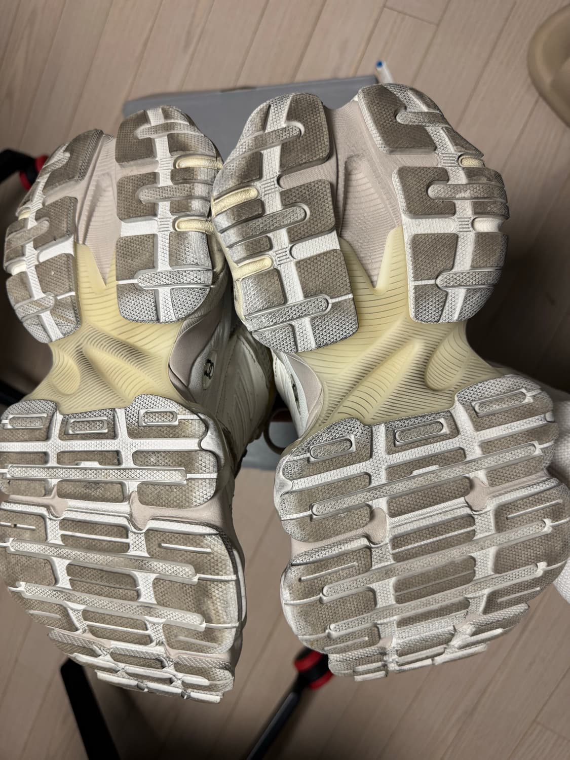 [36]발렌시아가 카고 스니커즈 베이지 상품이미지5