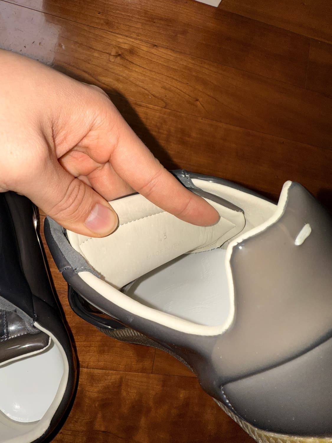 마르지엘라 퓨처 로우 PVC 상품이미지6