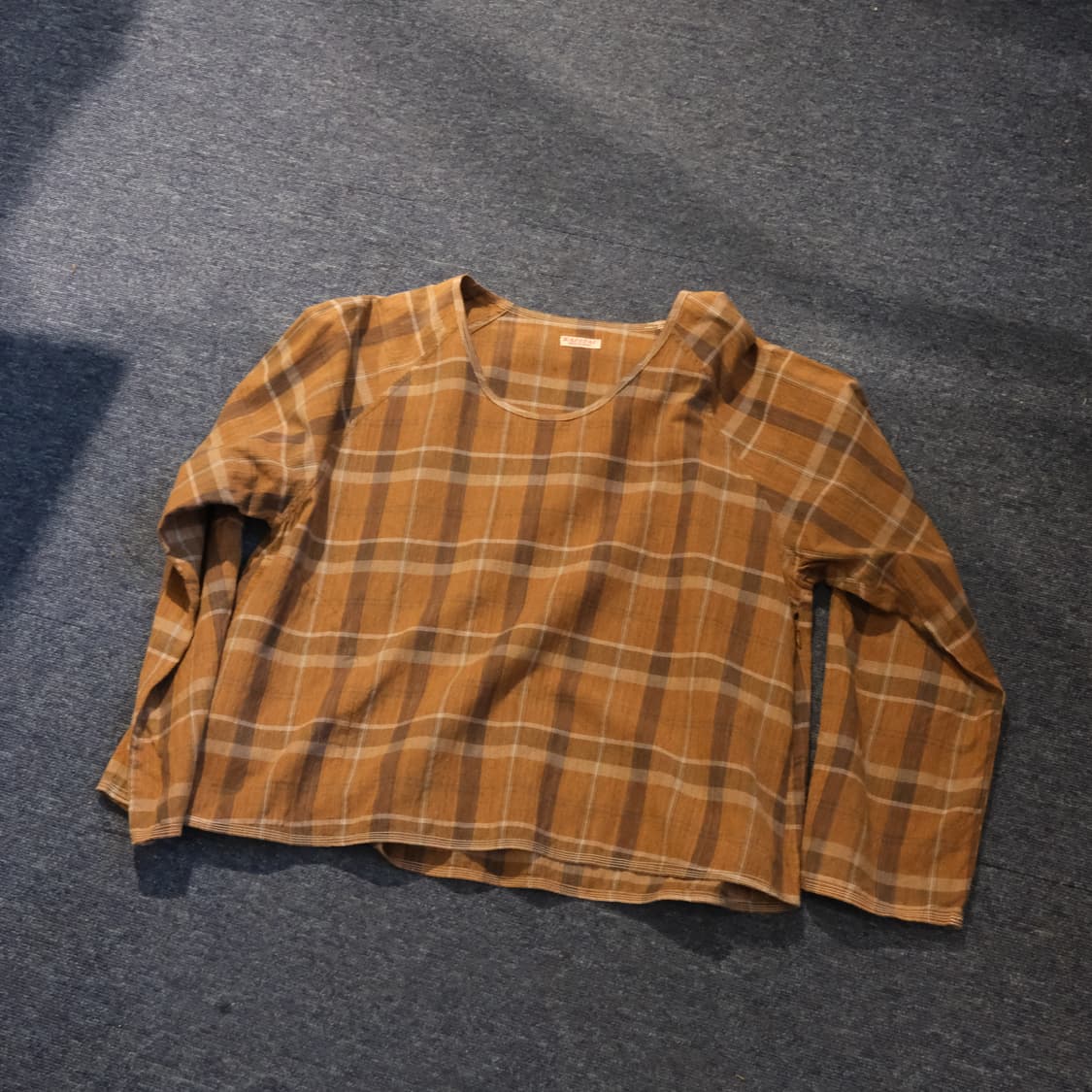 캐피탈 체크 블라우스 상품이미지1