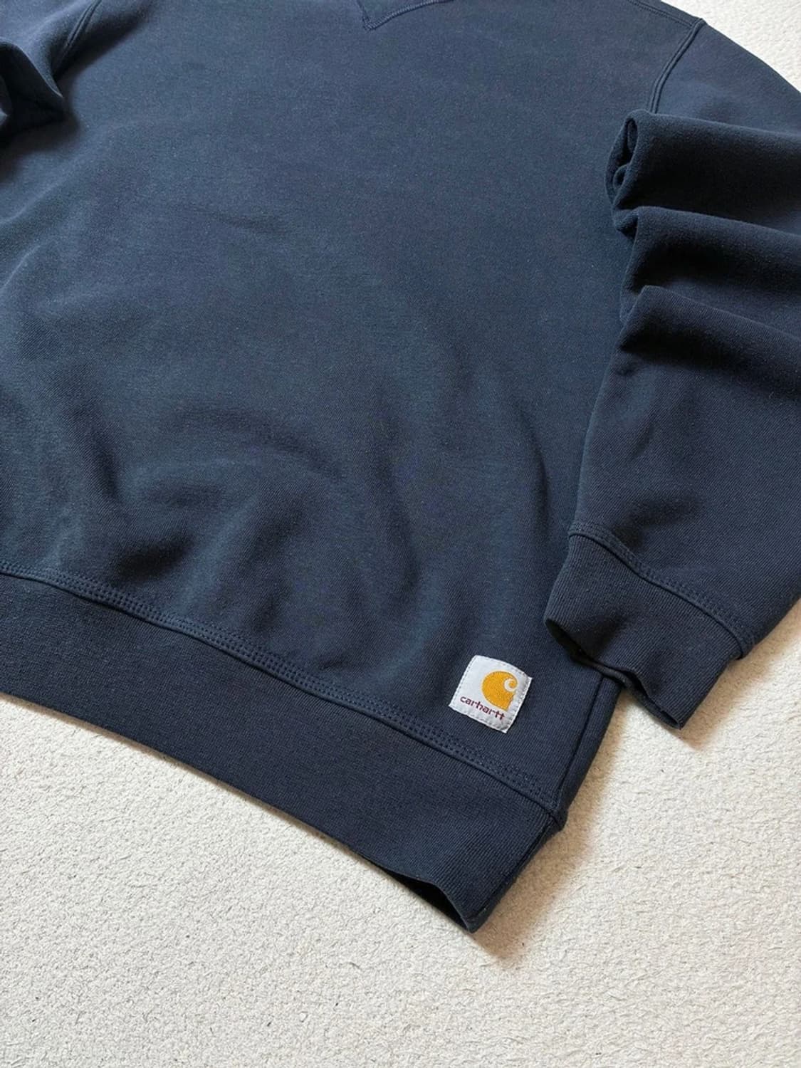 칼하트루즈핏 미드웨이트 레귤러 크루넥 맨투맨 PN7570 상품이미지3