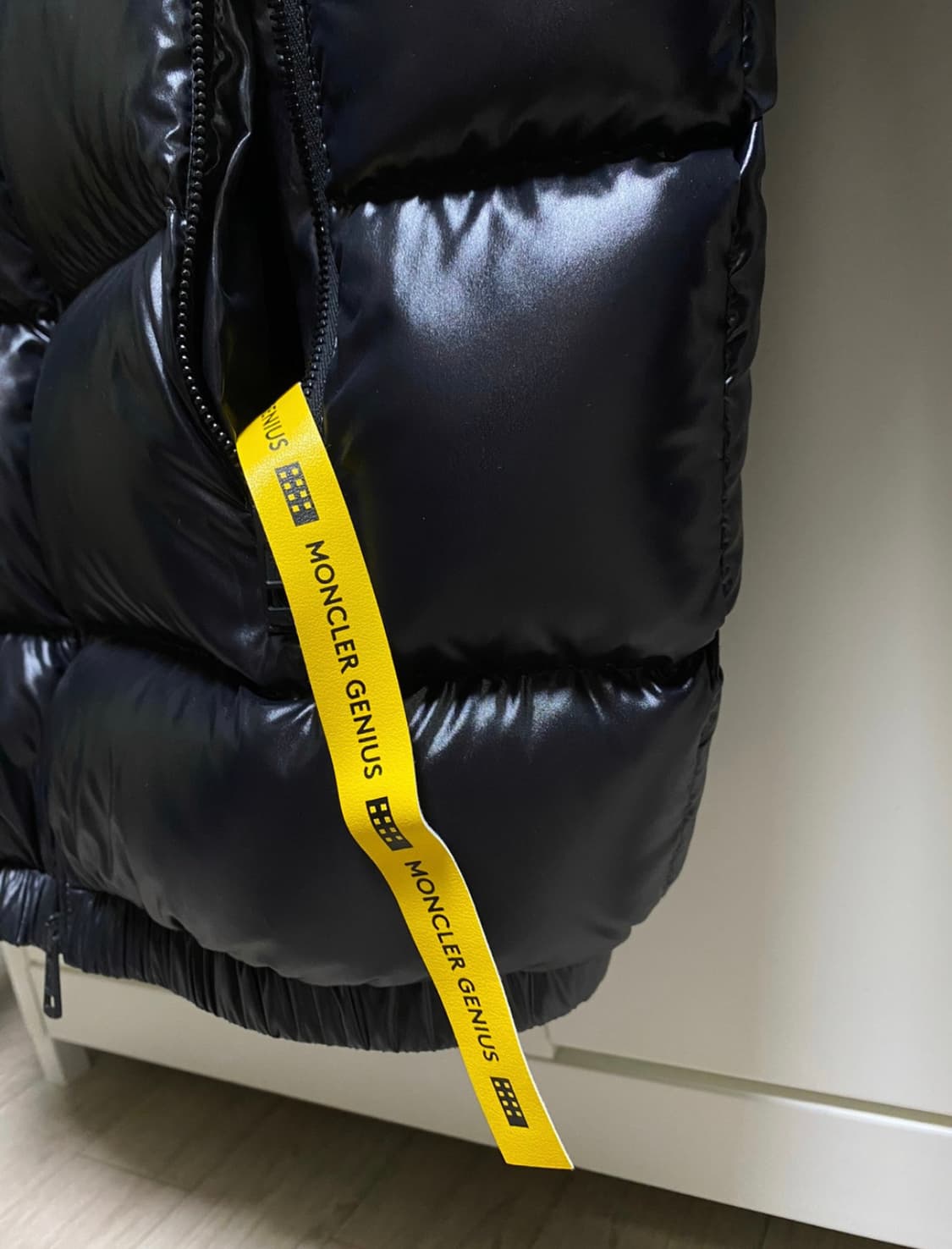 [0] 몽클레어 알릭스 sirus 사이러스 패딩 블랙 상품이미지6