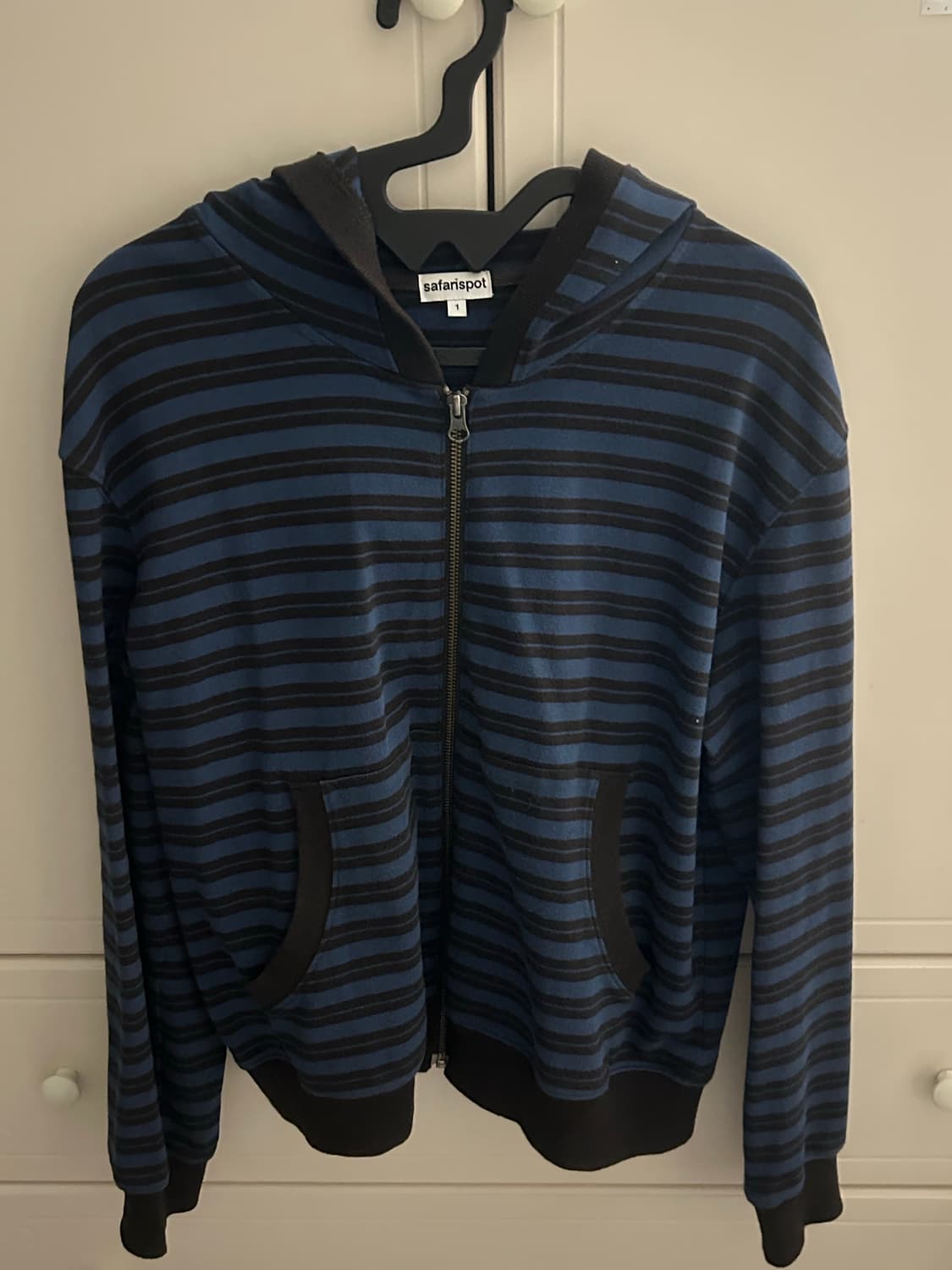 사파리스팟 STRIPE HOODIE ZIPUP (NAVY/BLACK) 상품이미지2