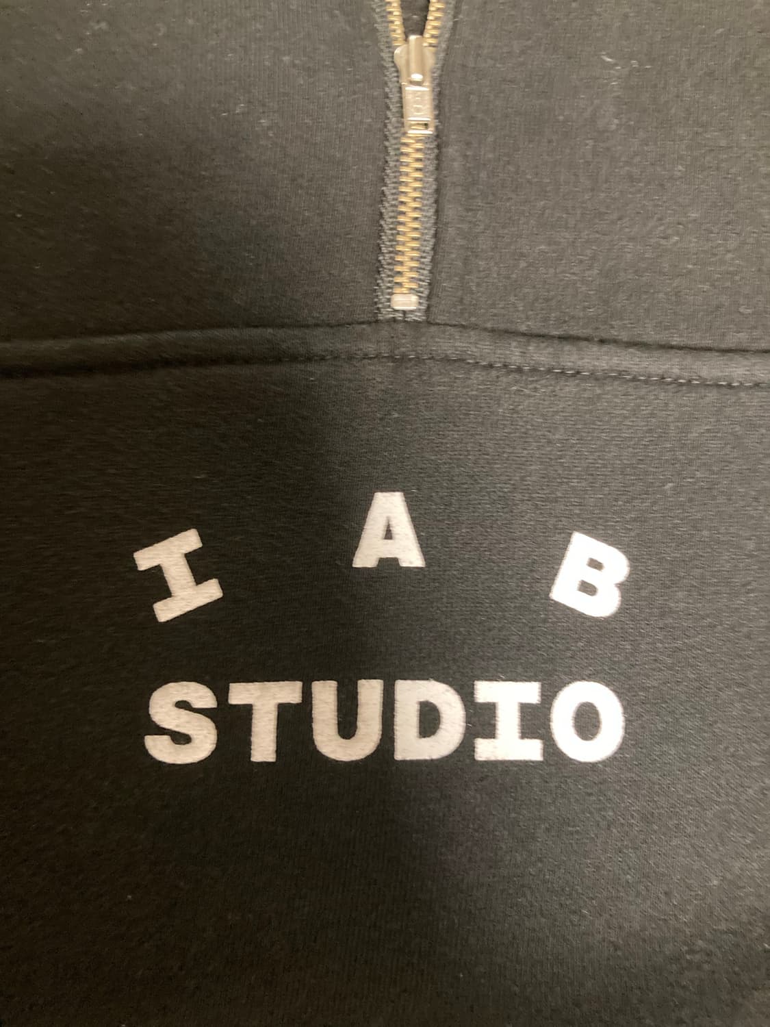 IAB 스튜디오 하프집업 L 상품이미지4