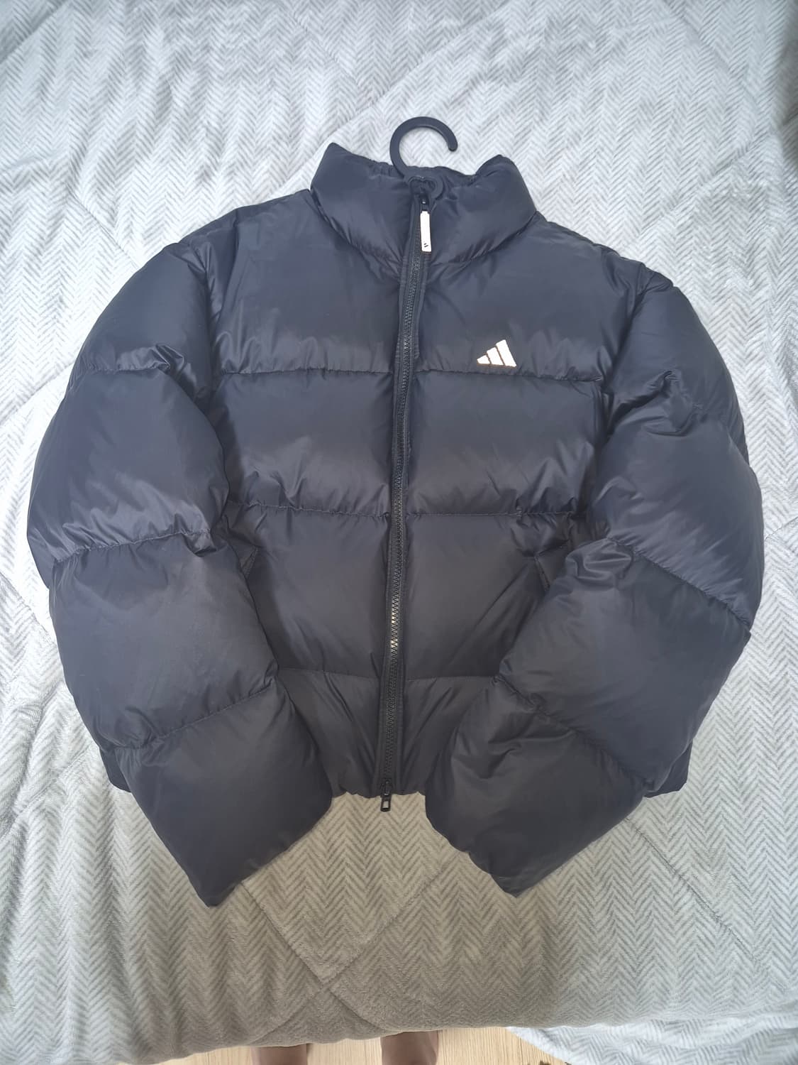 아디다스 새패딩팝니다 (급처 네고 가능) 상품이미지1