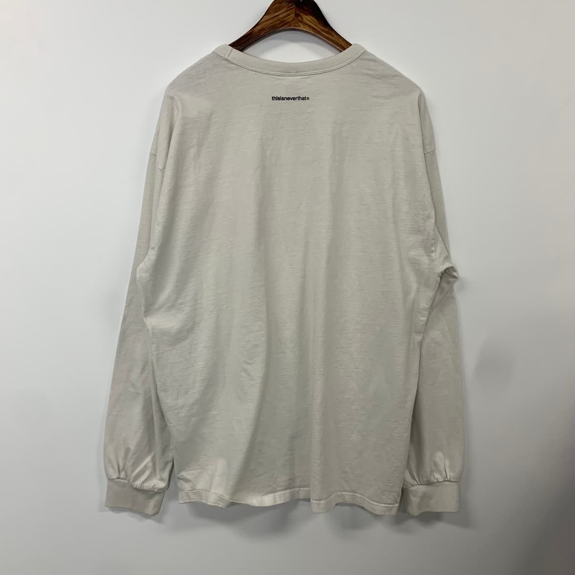 디스이즈네버댓 화이트 스펠아웃 긴팔티 상품이미지3