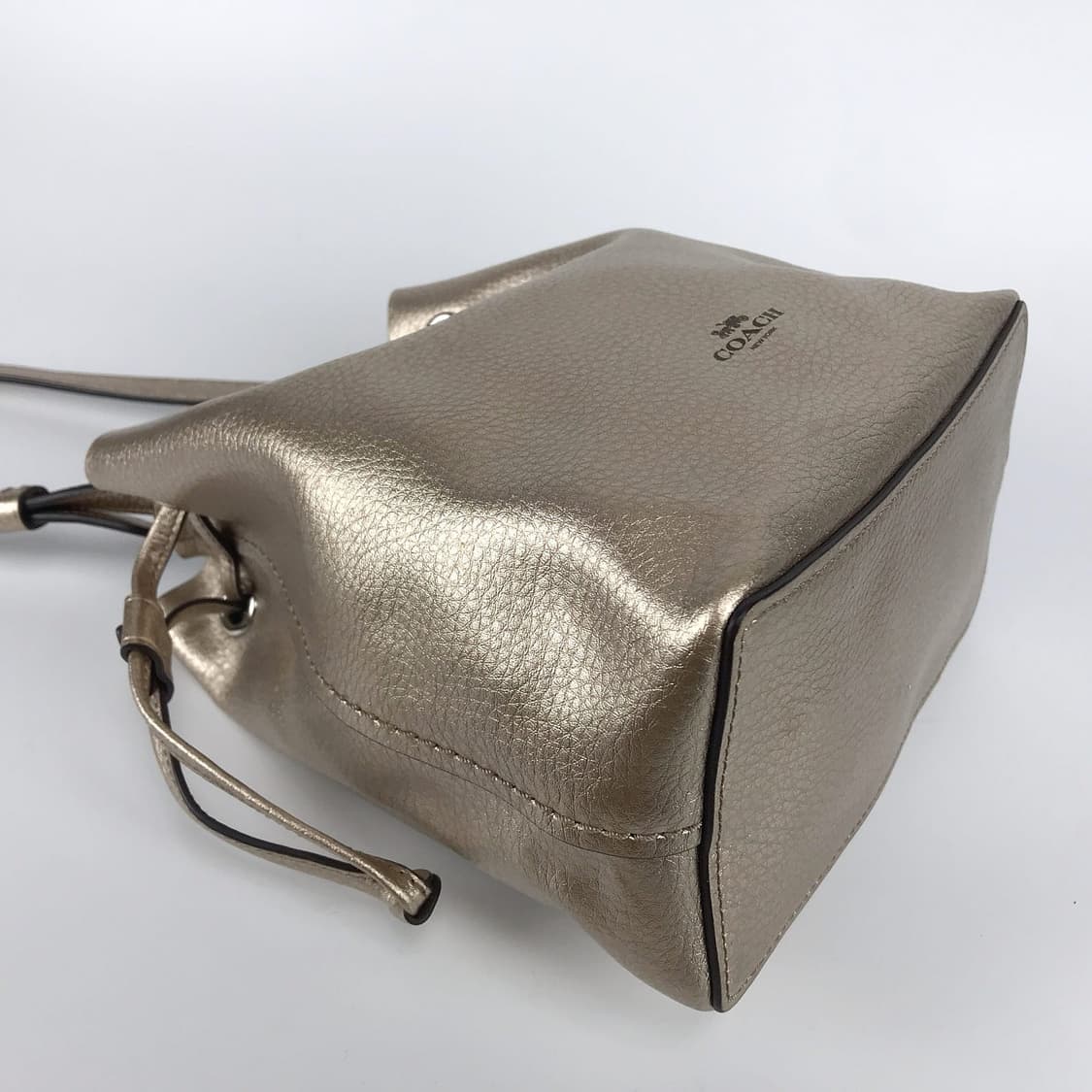 코치 미니백 버킷 복조리백 크로스바디백 여성 가방 상품이미지6