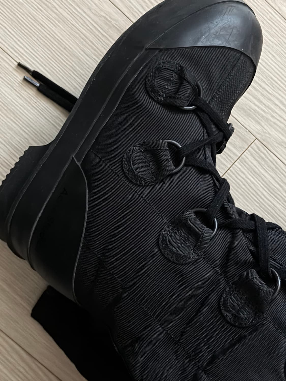 아크네스튜디오 스노우부츠 235size 상품이미지8