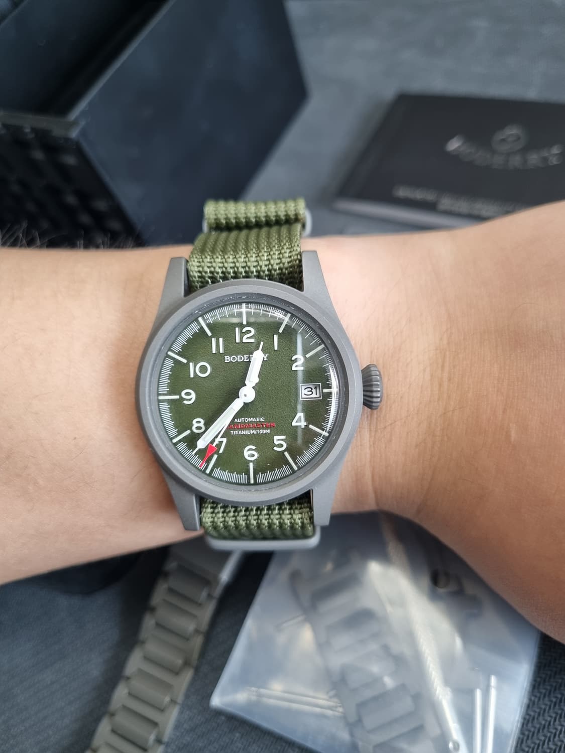 보더리 랜드마스터 티타늄 200m 방수 시계 필드워치 상품이미지1