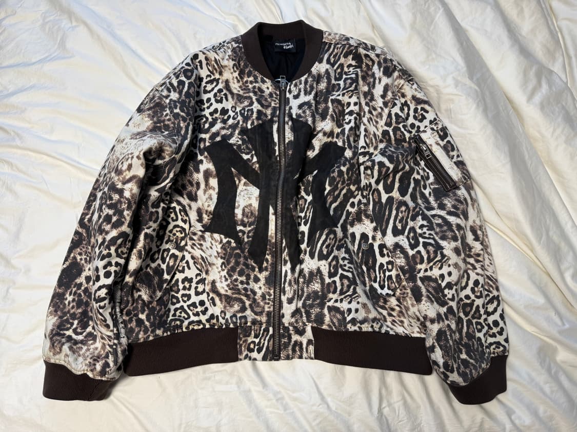 모와롤라 x 수비 레오파드 봄버 상품이미지5