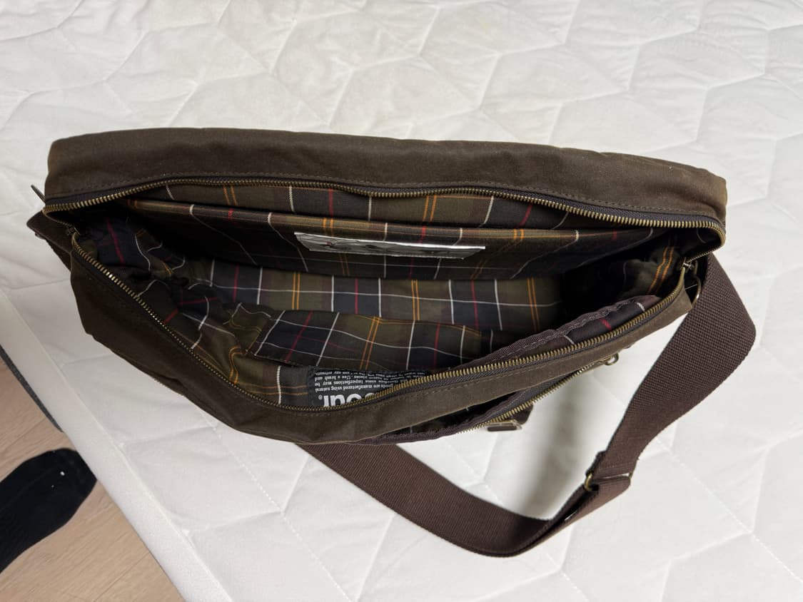 브롬톤 바버 시티백 올리브 상품이미지2