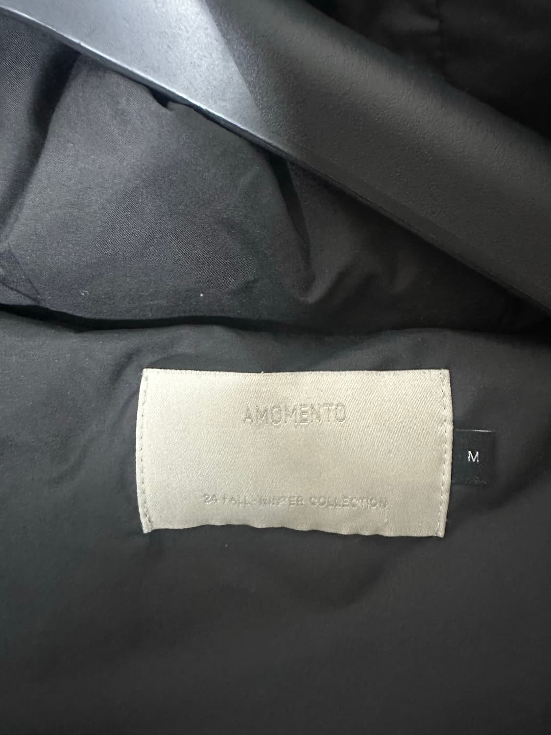 아모멘토 패딩 m 상품이미지3