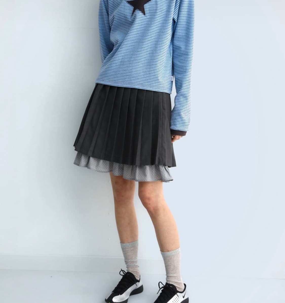 배드블루 P Pleats Mid Skirt Charcoal 상품이미지2
