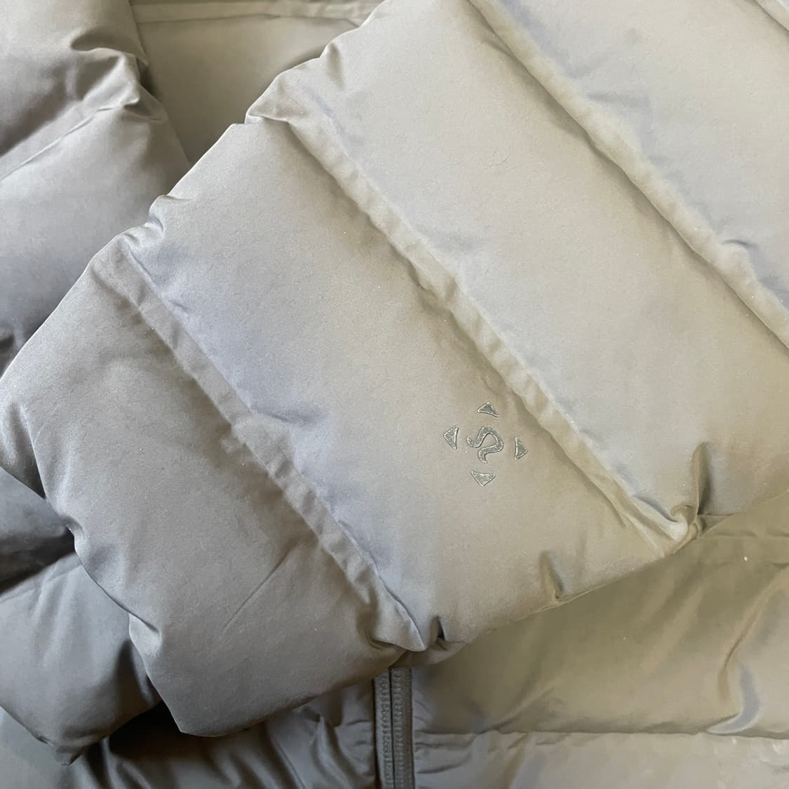 [M] 룰루레몬 경량패딩 상품이미지4