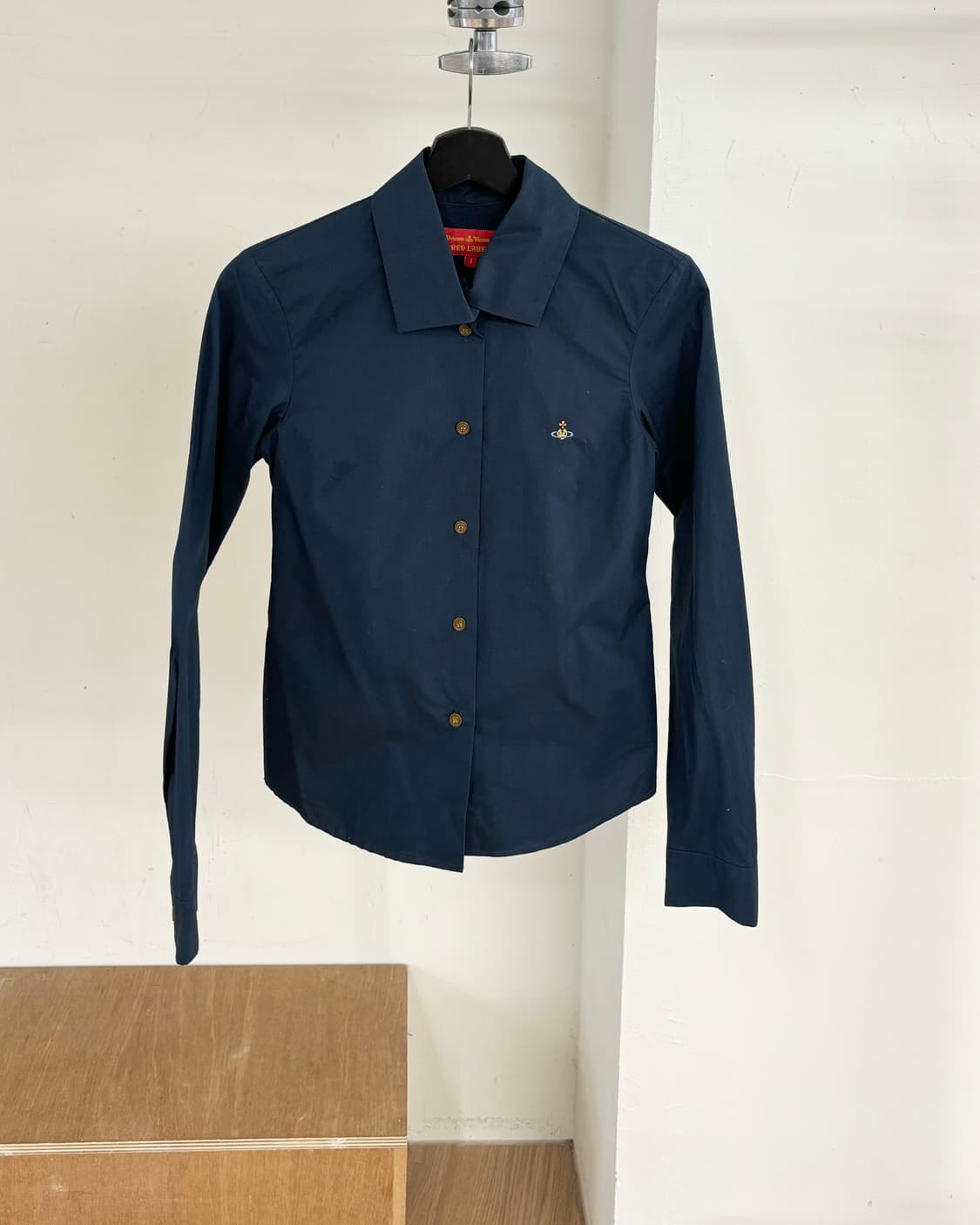 비비안 웨스트우드 레드라벨 네이비 셔츠 상품이미지1